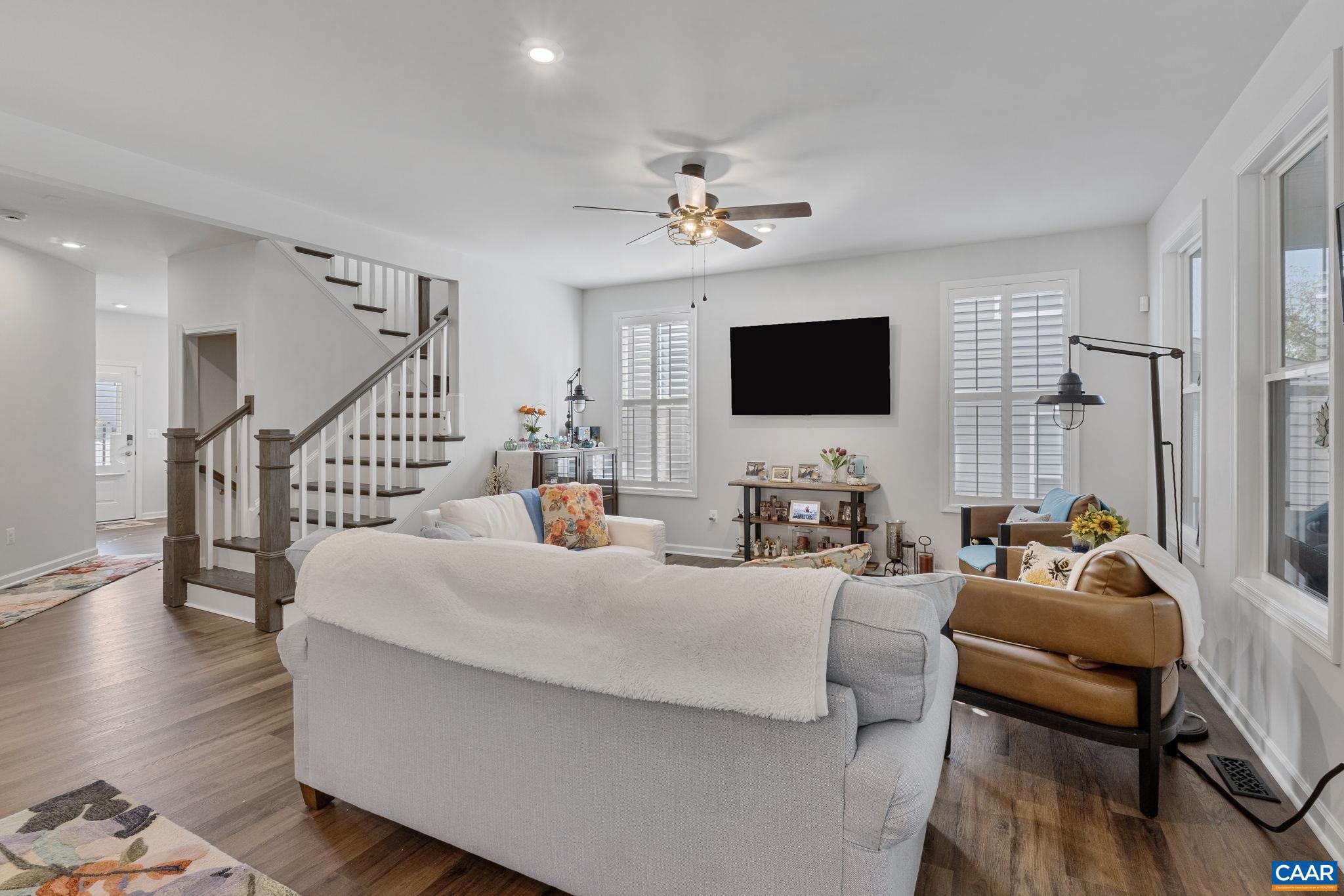 PLEASANT GREEN - Residential