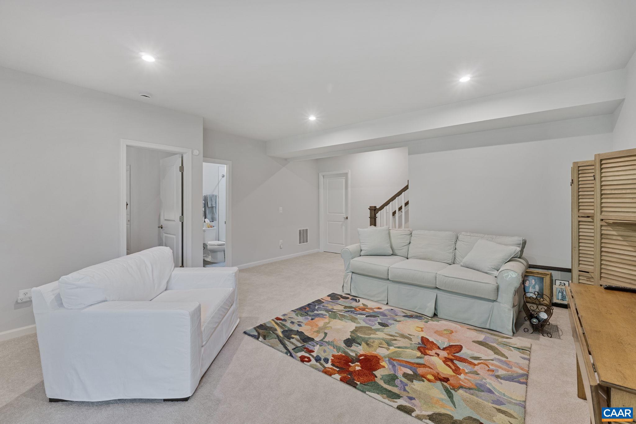 PLEASANT GREEN - Residential