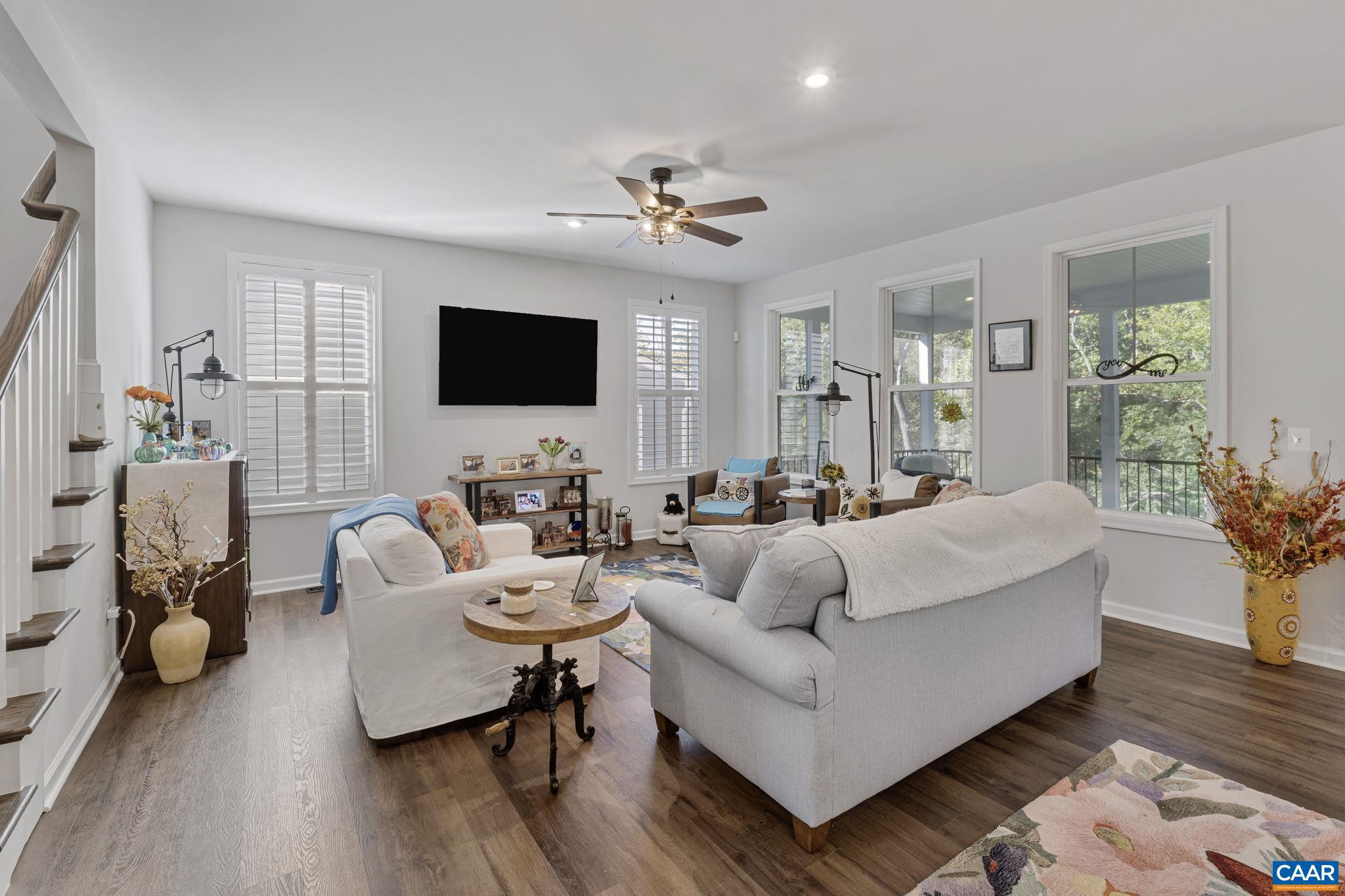 PLEASANT GREEN - Residential