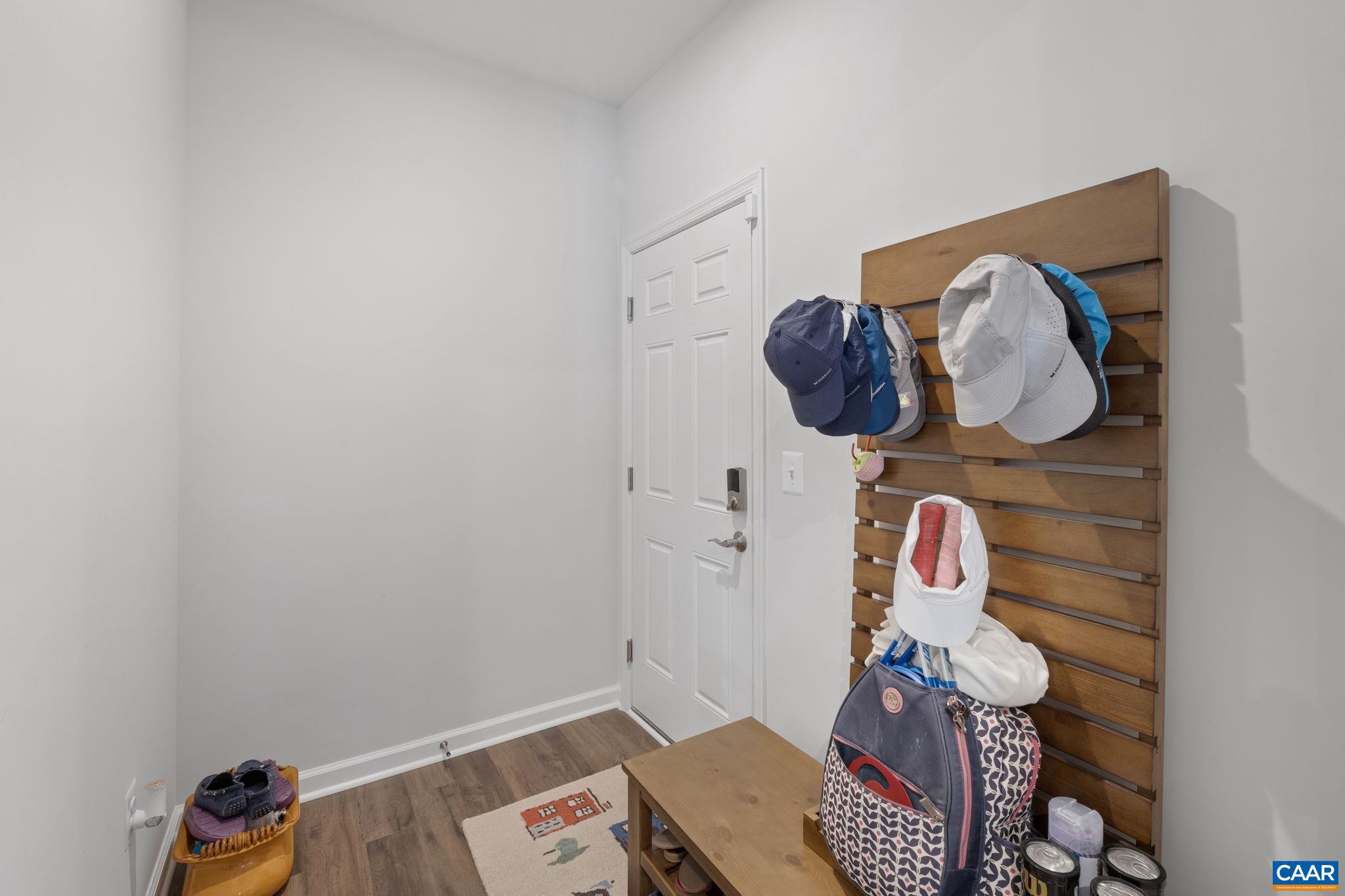 PLEASANT GREEN - Residential