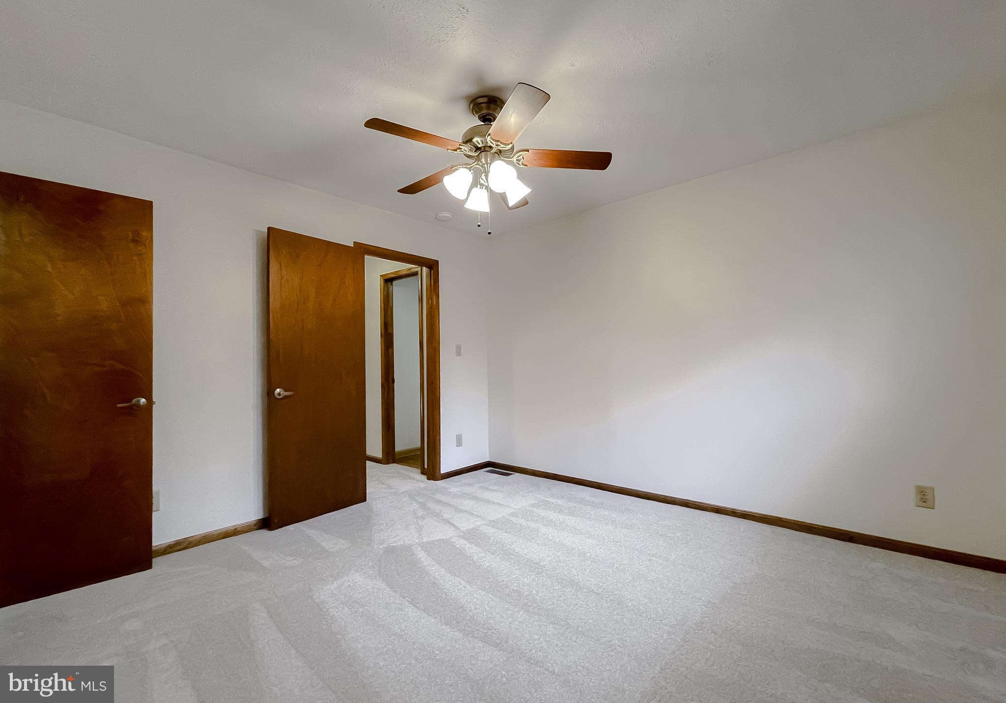 HICKORY NUT OF WILDEWOOD - Residential