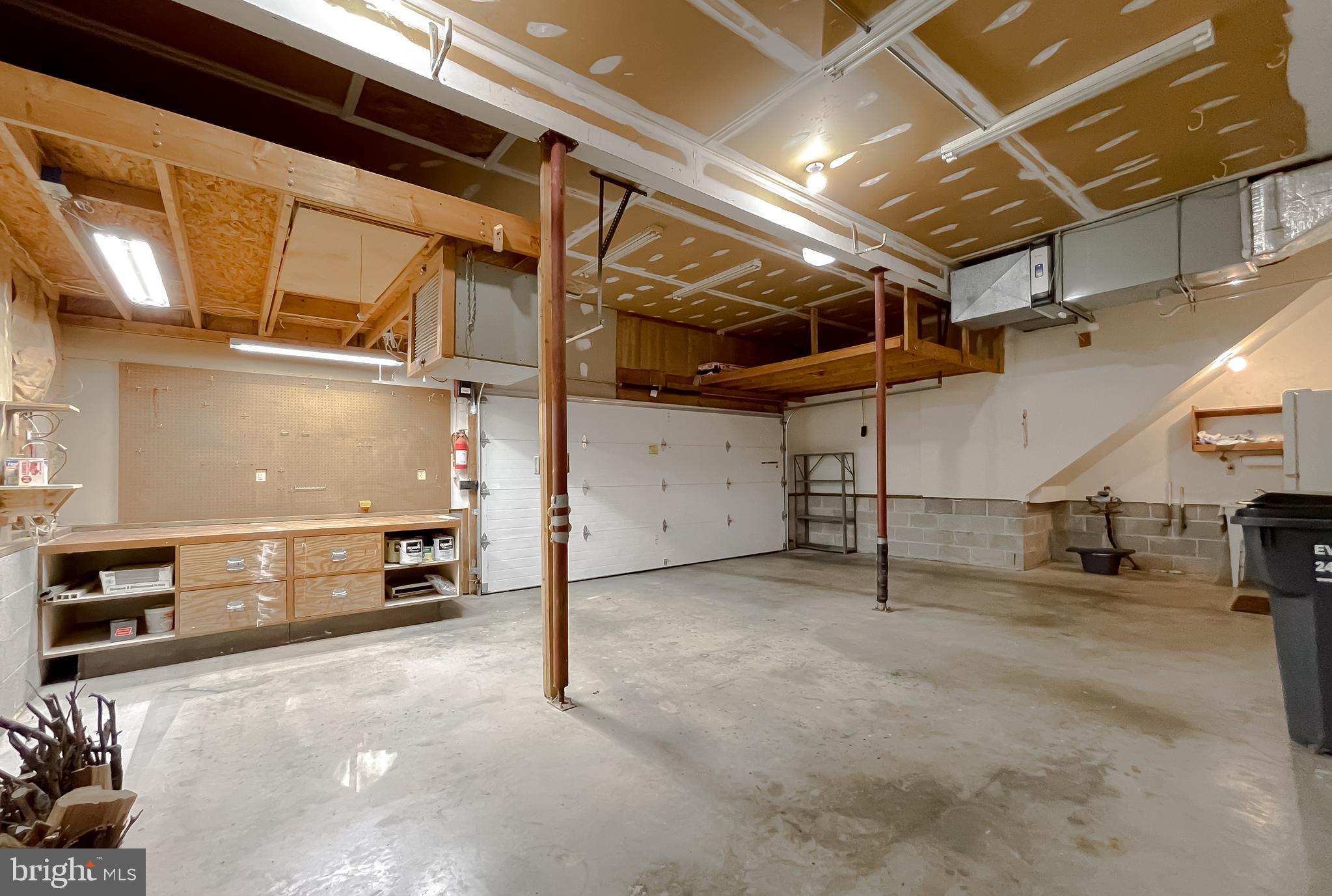 HICKORY NUT OF WILDEWOOD - Residential