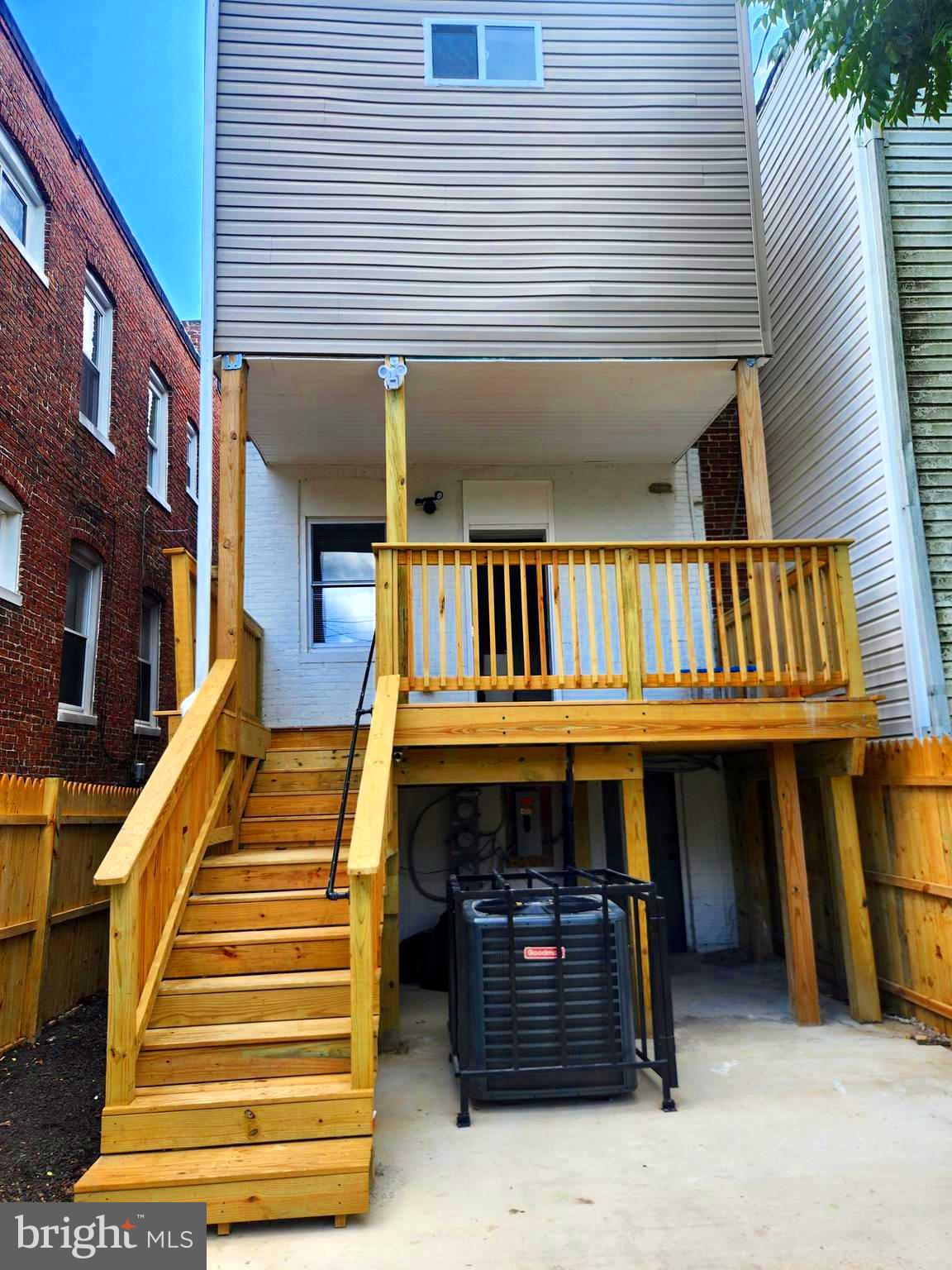 RESERVOIR HILL - Residential