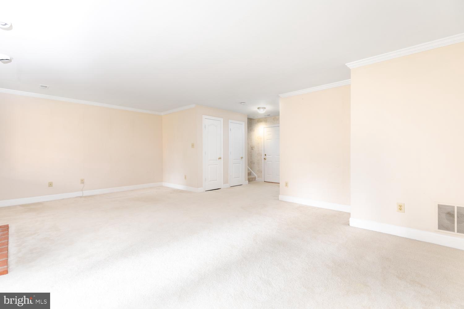 COLONIES OF MADRILLON - Residential Lease