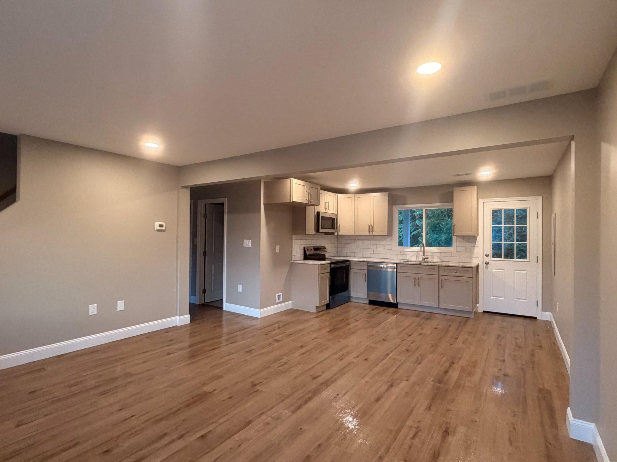 839 HARTMAN AVENUE