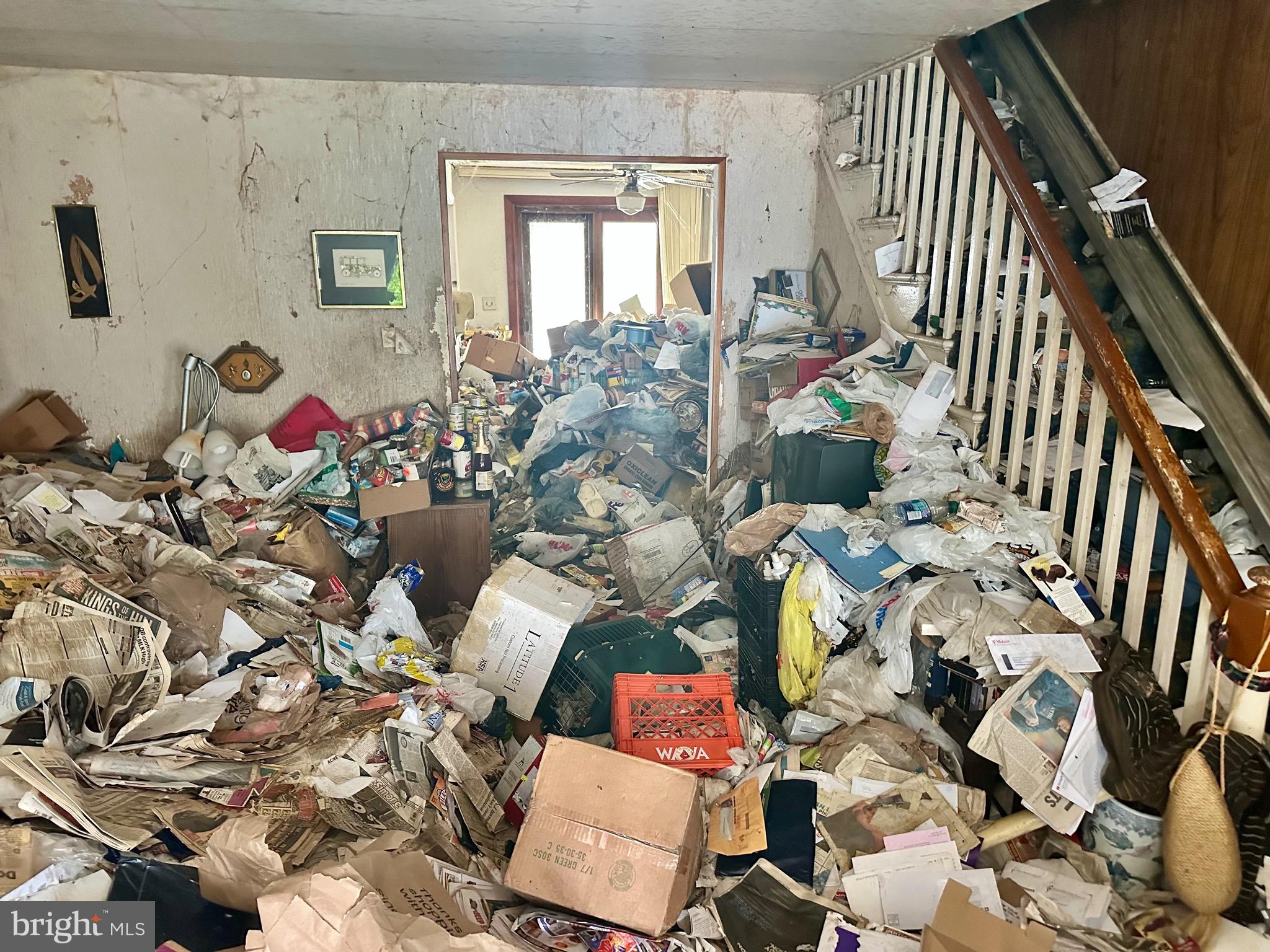 OXFORD CIRCLE - Residential