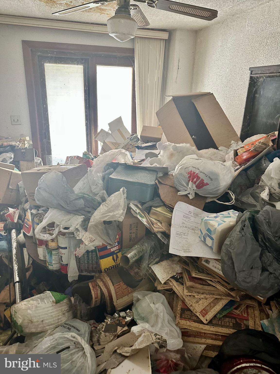 OXFORD CIRCLE - Residential