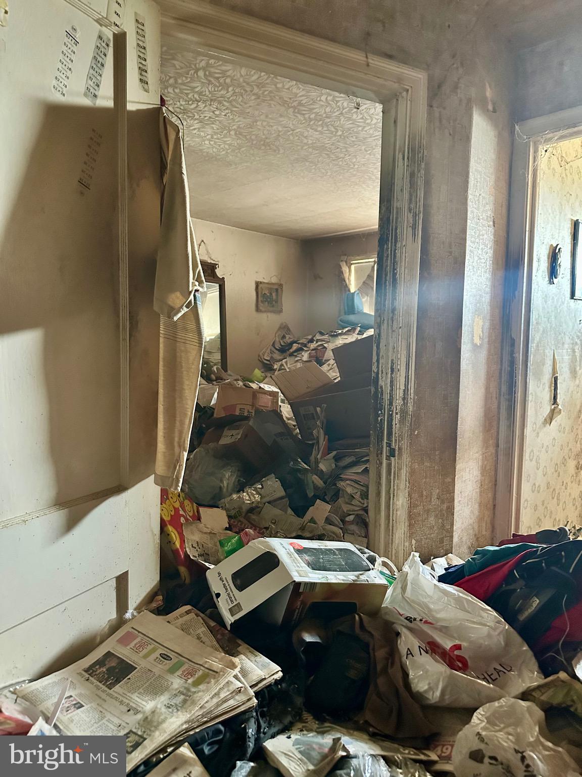 OXFORD CIRCLE - Residential