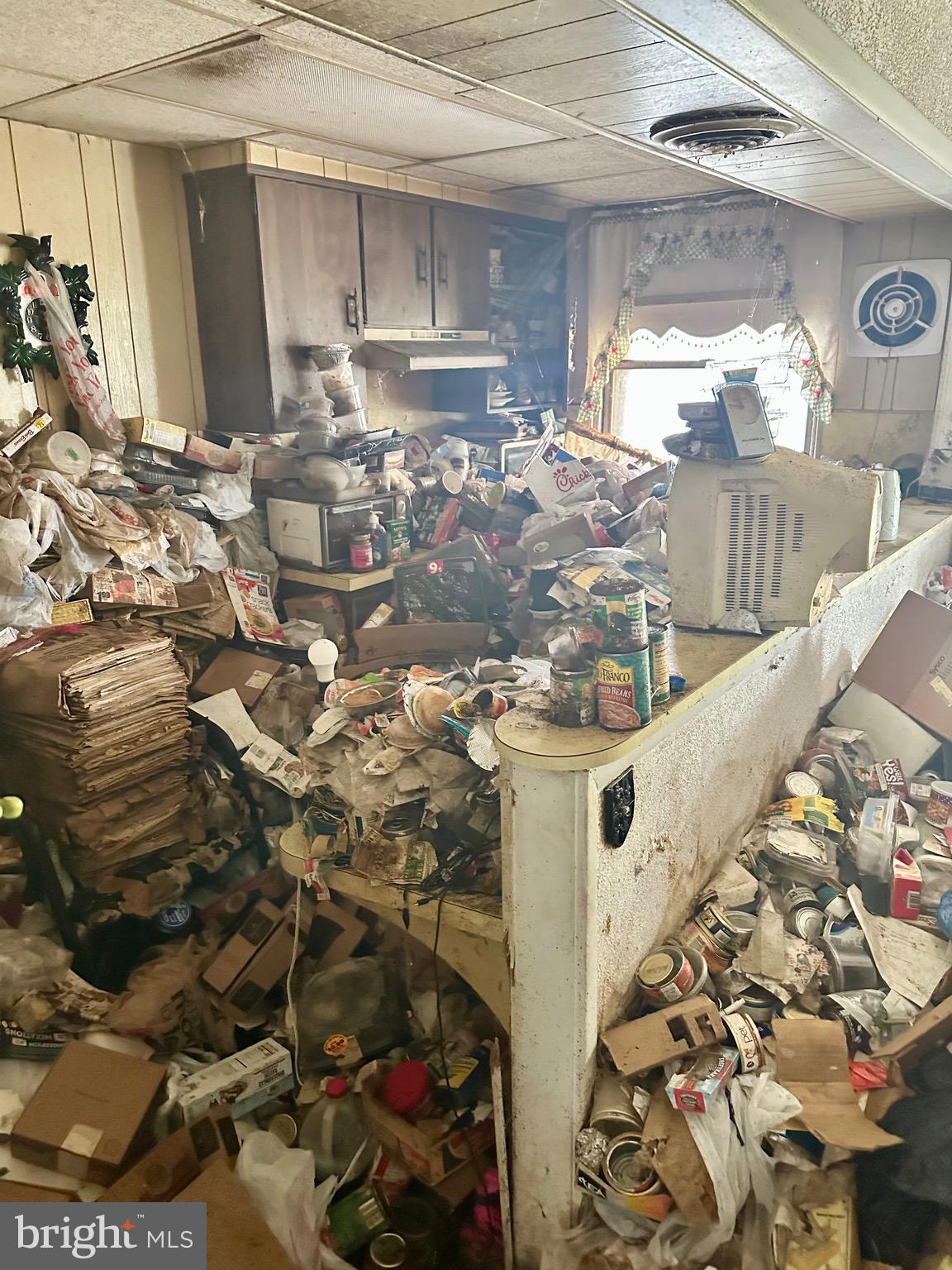 OXFORD CIRCLE - Residential