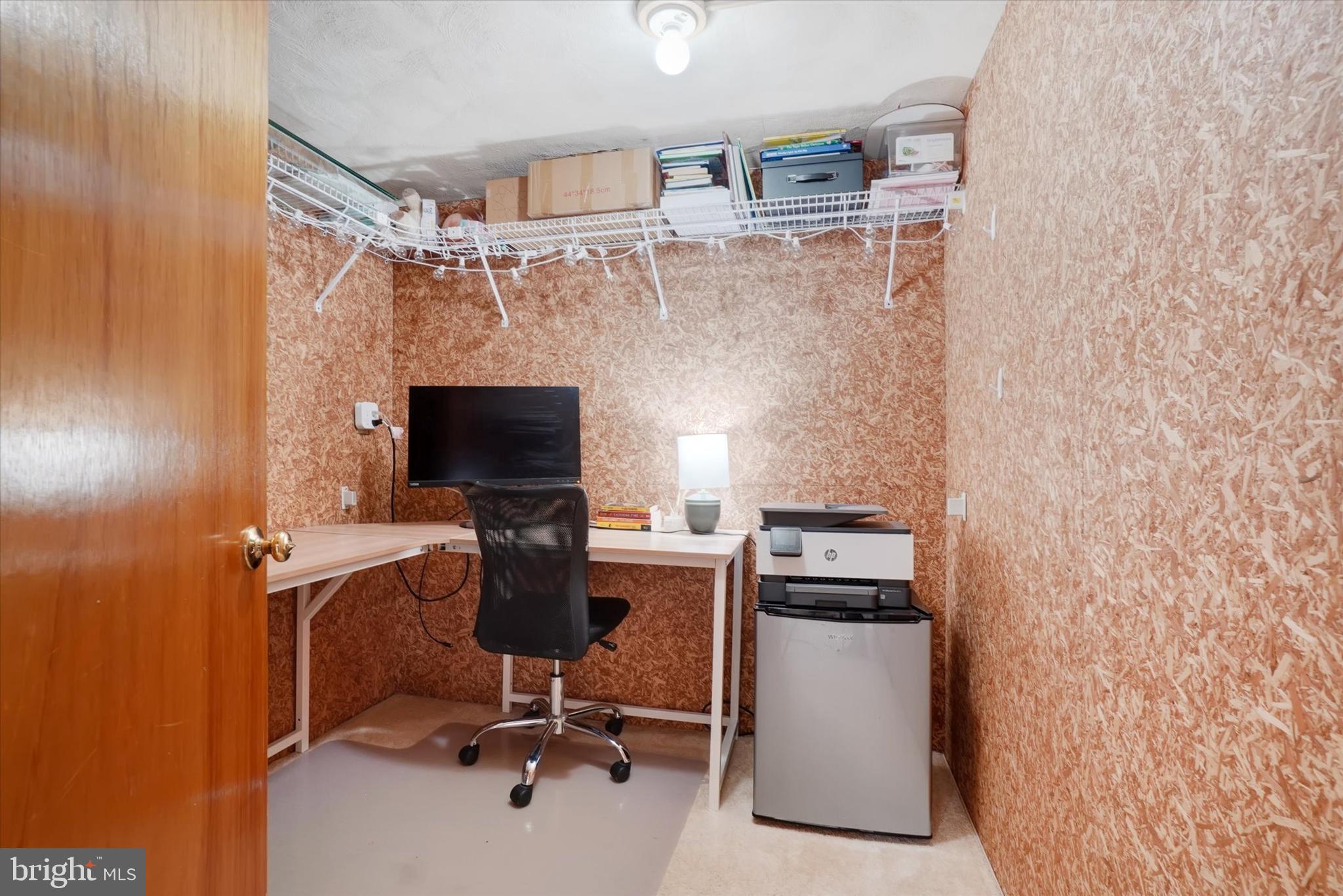 SUNSET LANE - Residential