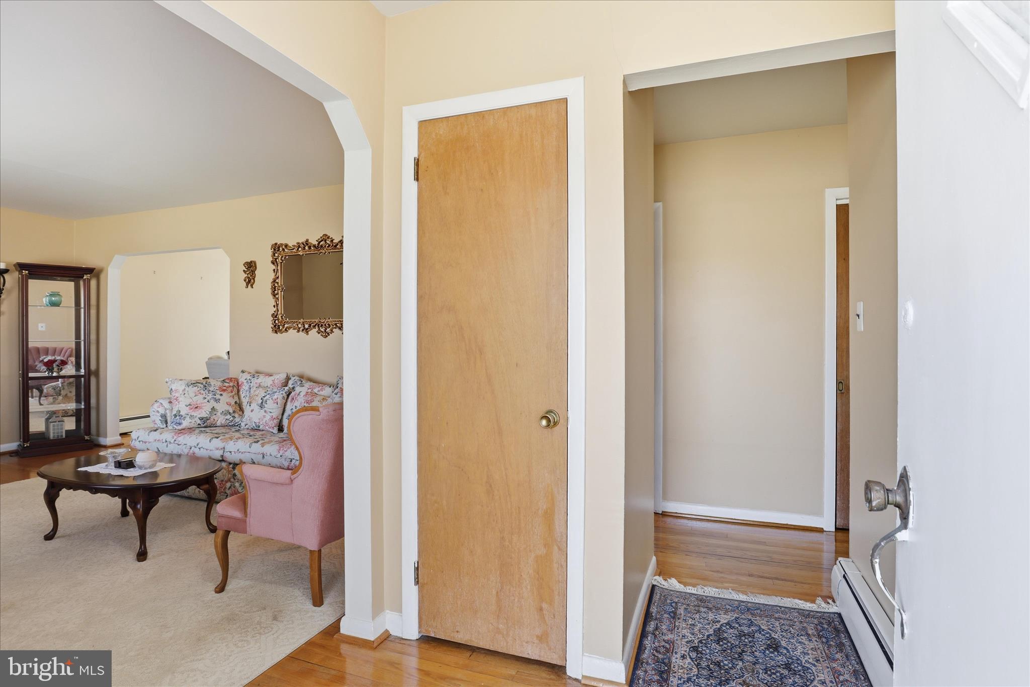 CLINTON - Residential