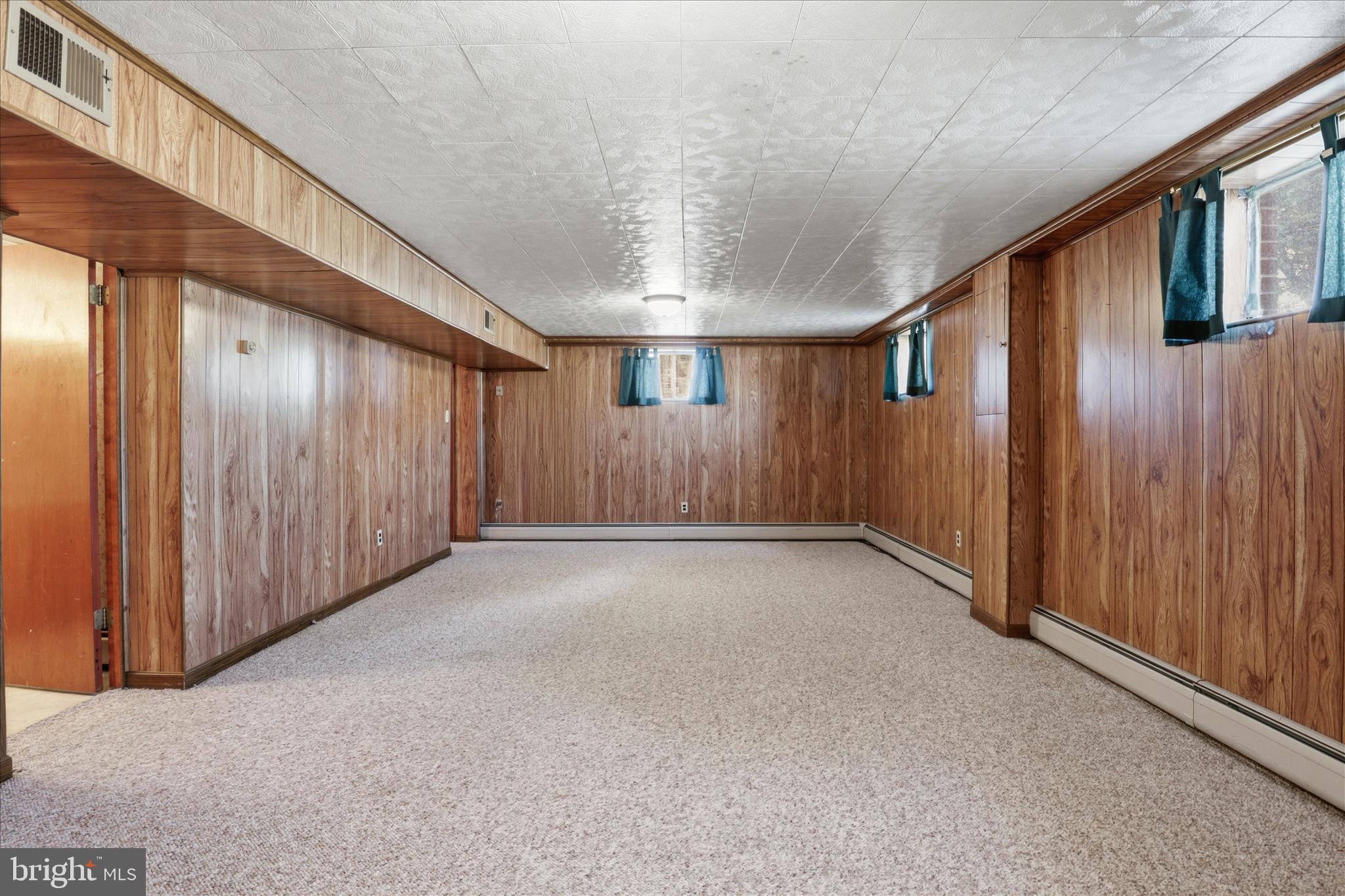 CLINTON - Residential