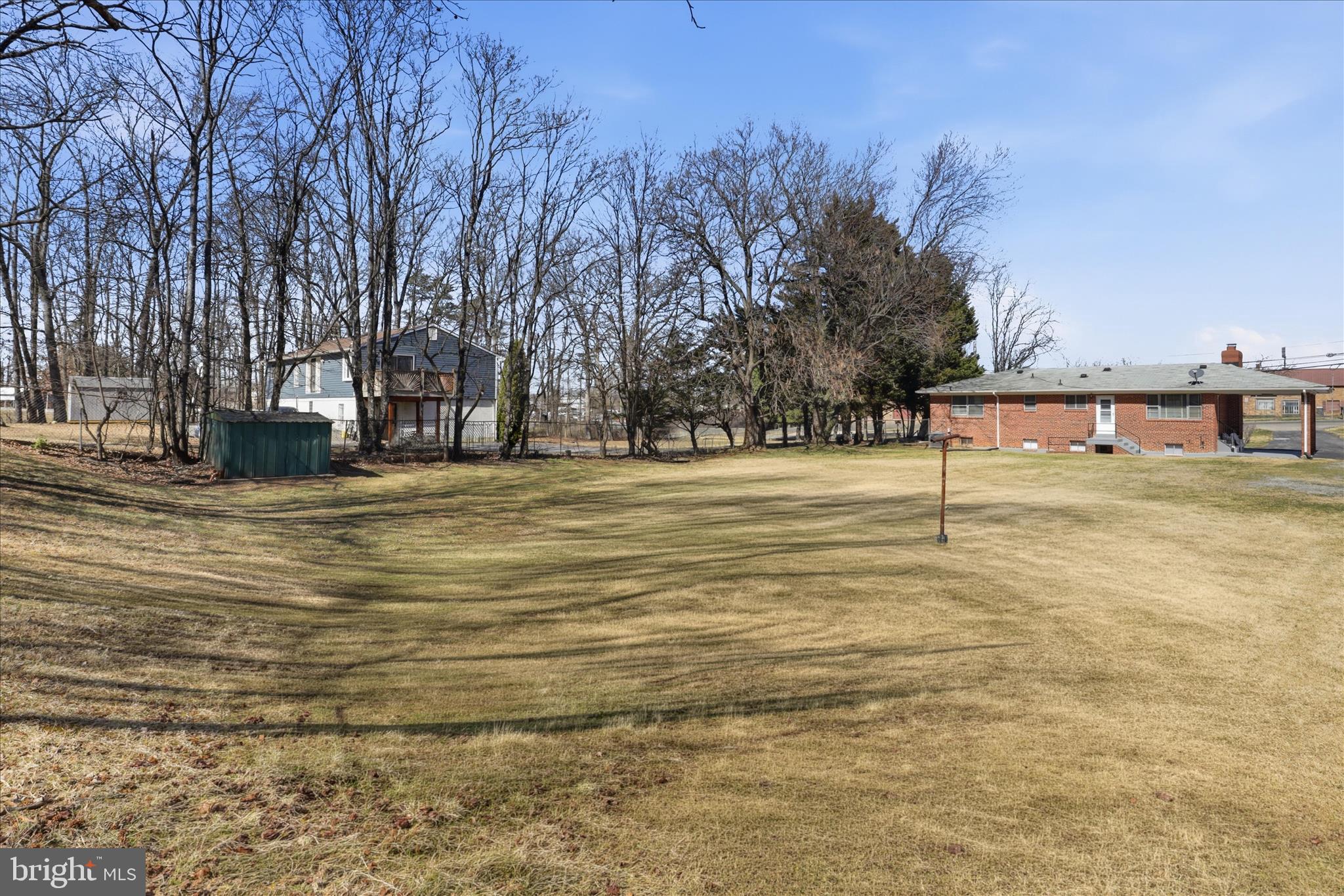 CLINTON - Residential