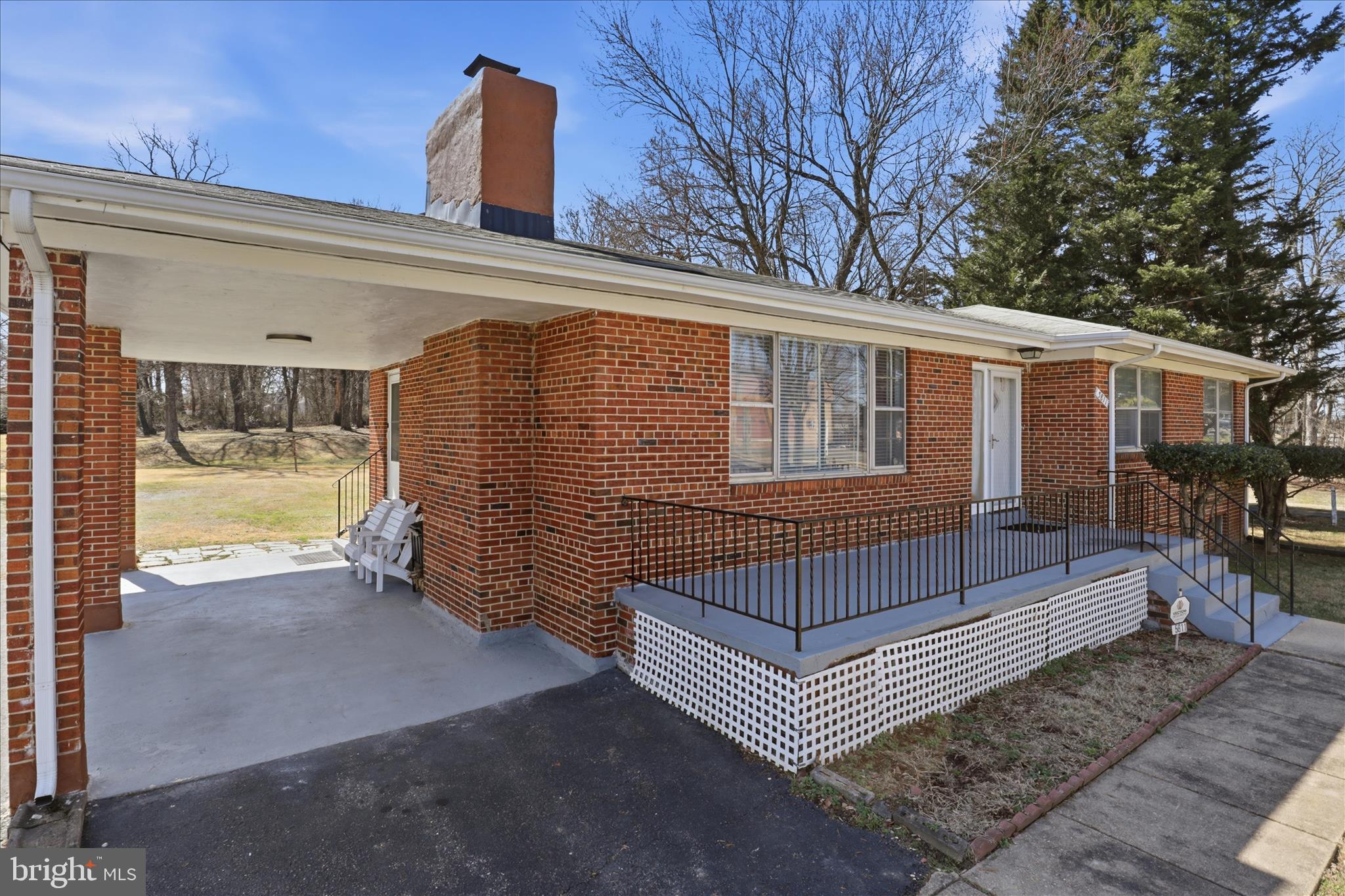 CLINTON - Residential