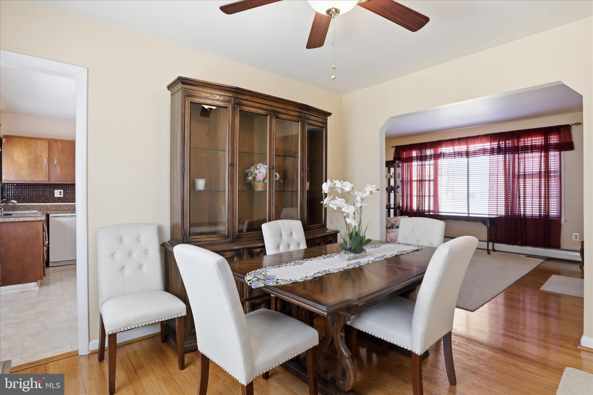 CLINTON - Residential