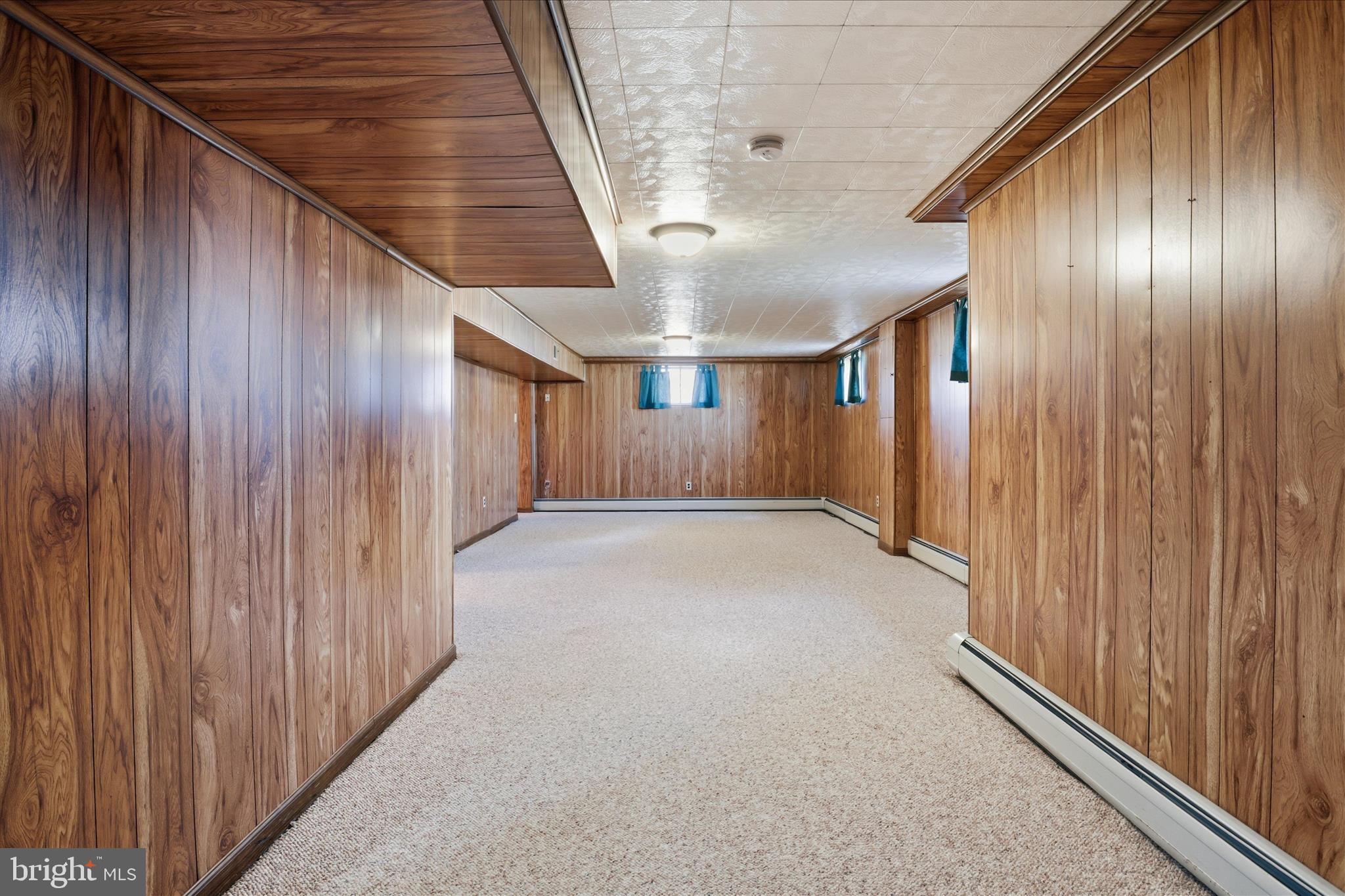 CLINTON - Residential