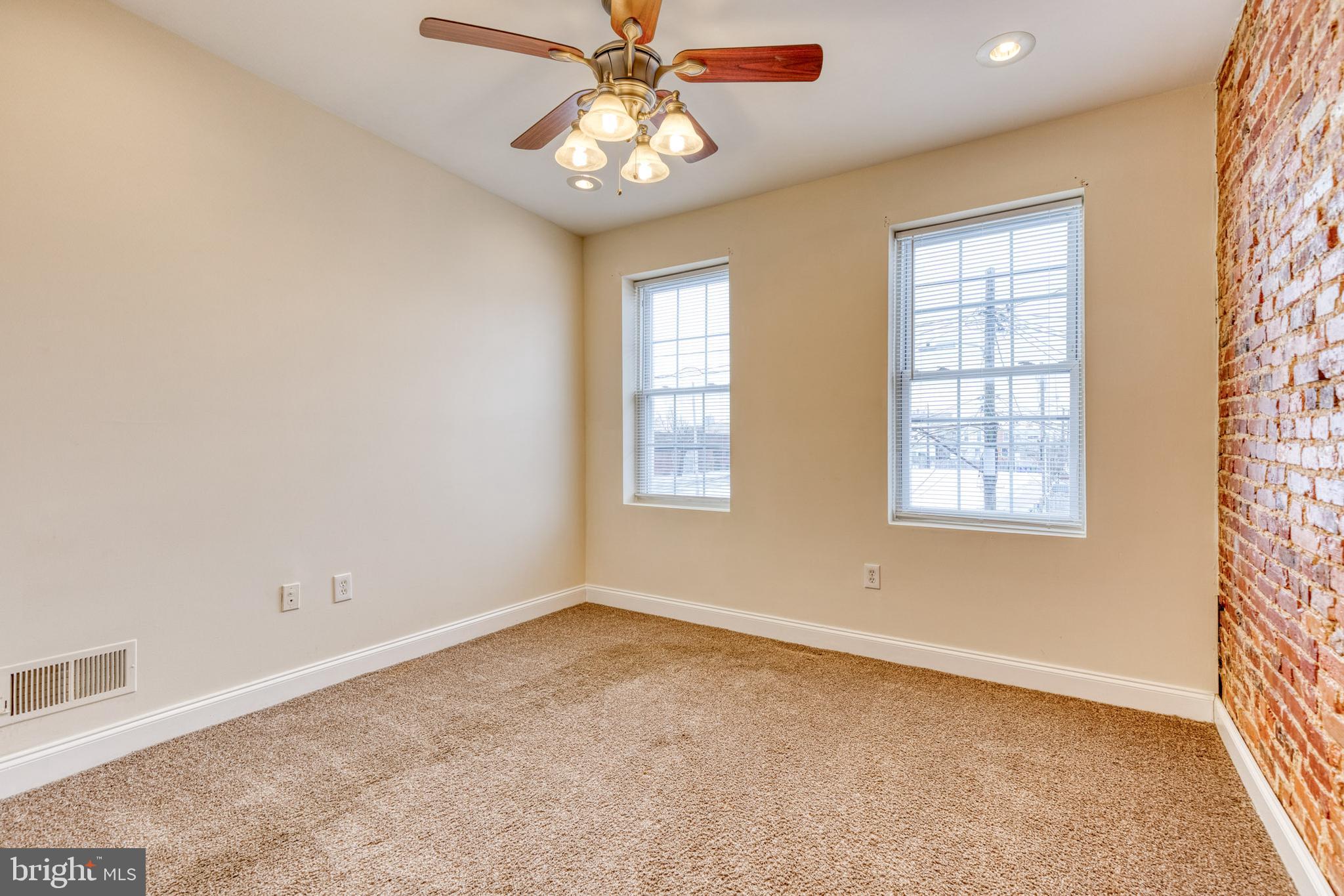 PIGTOWN HISTORIC DISTRICT - Residential Lease