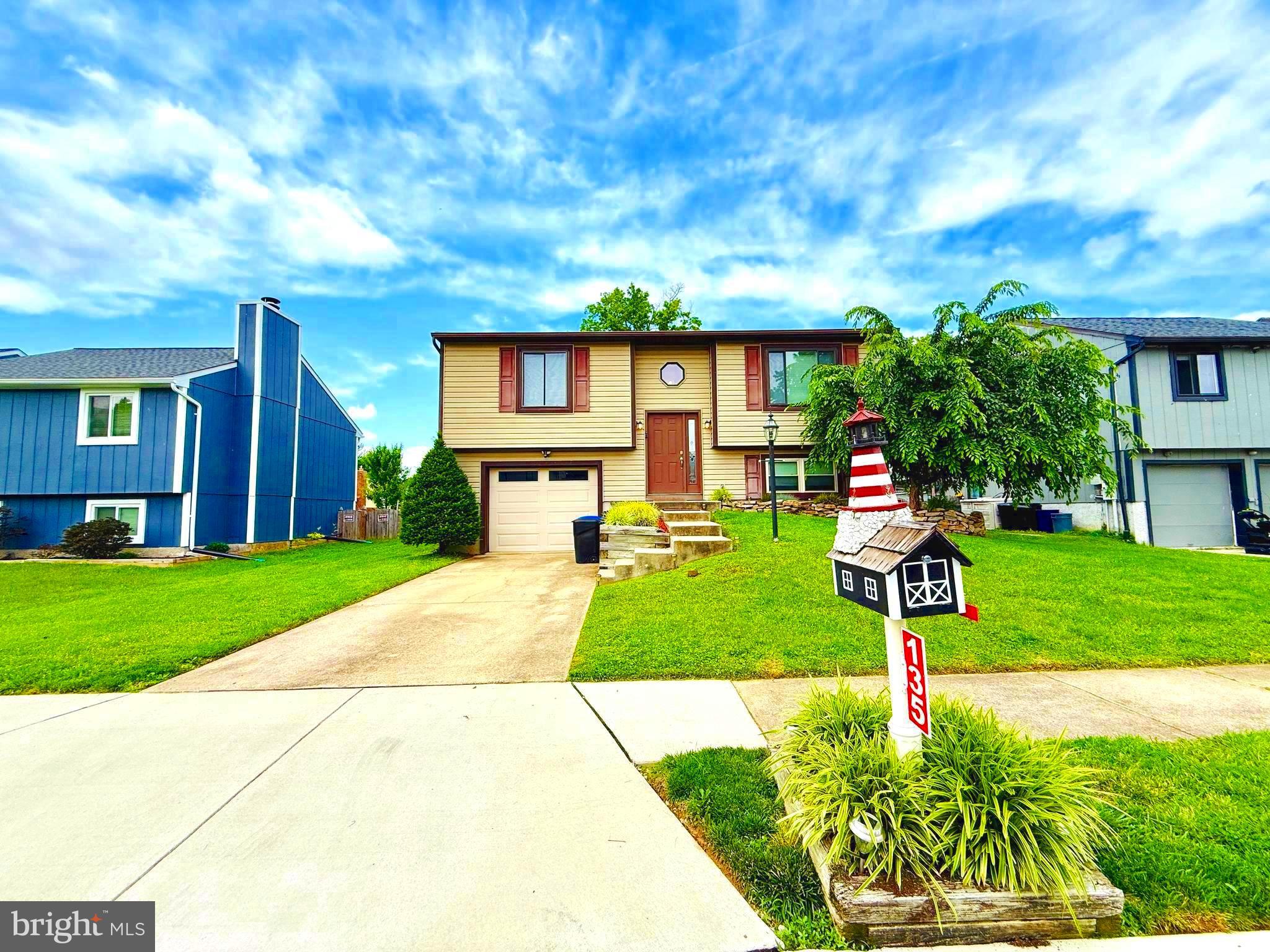 SUE CREEK LANDING - Residential