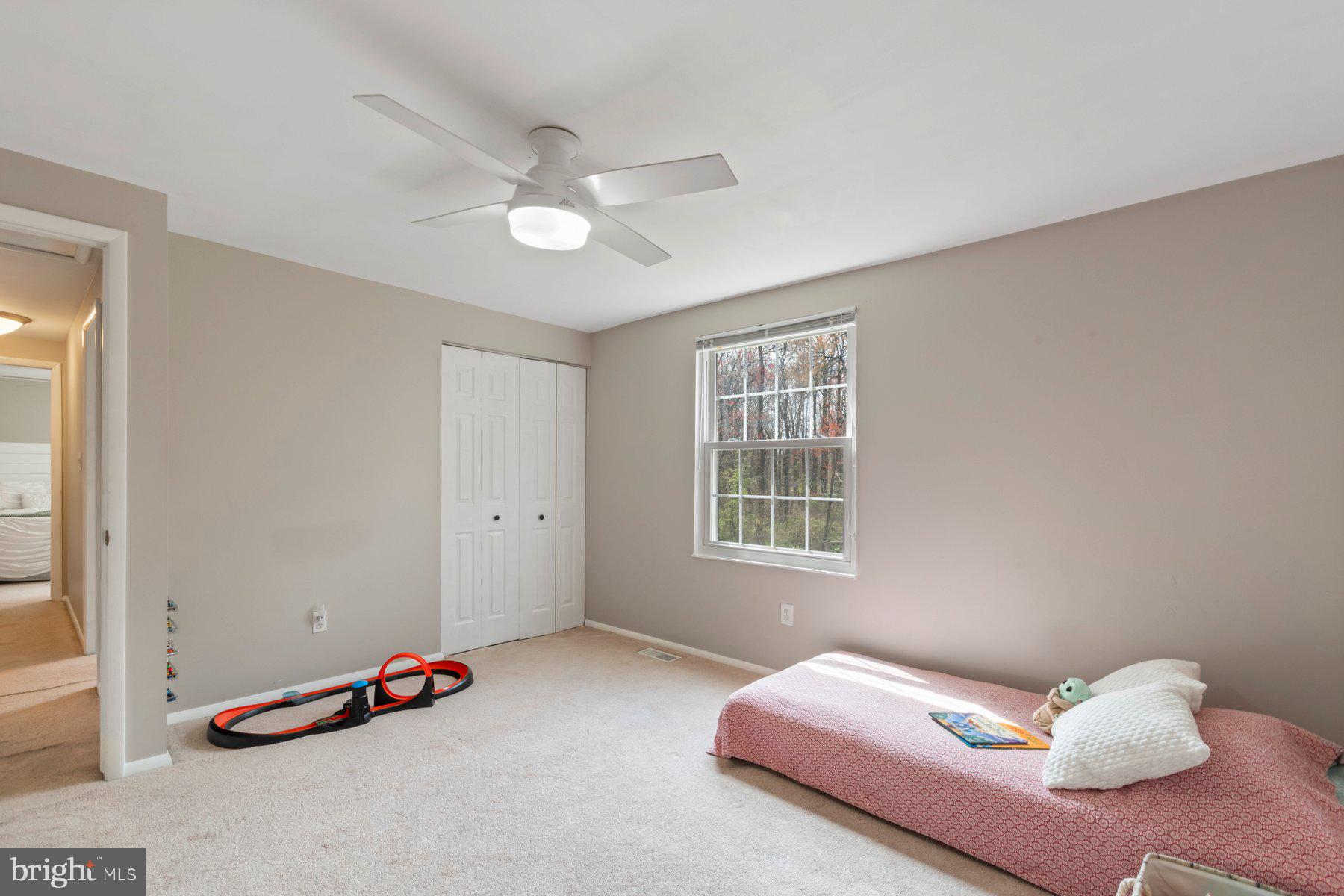 HARMANS WOODS - Residential