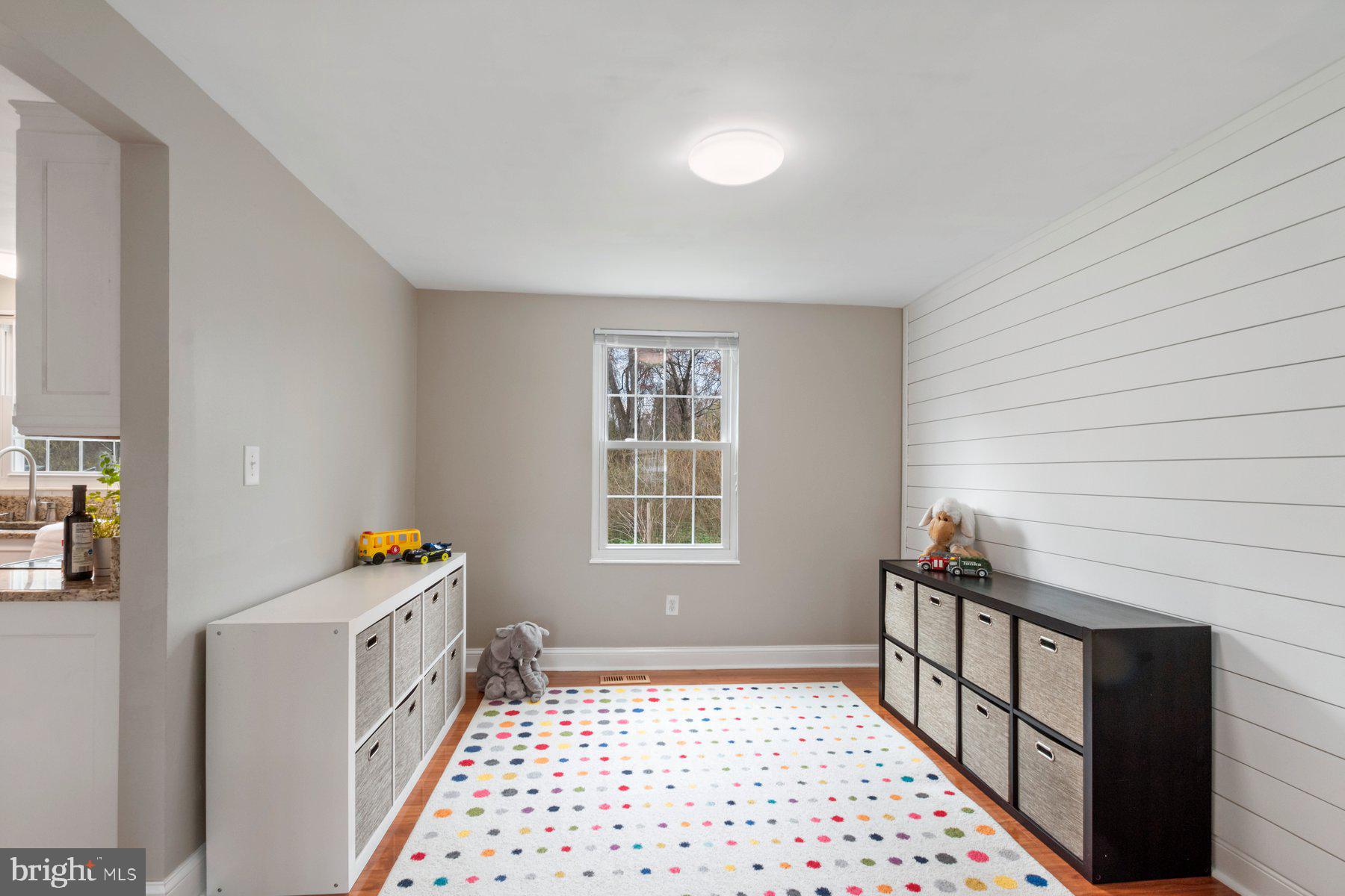 HARMANS WOODS - Residential