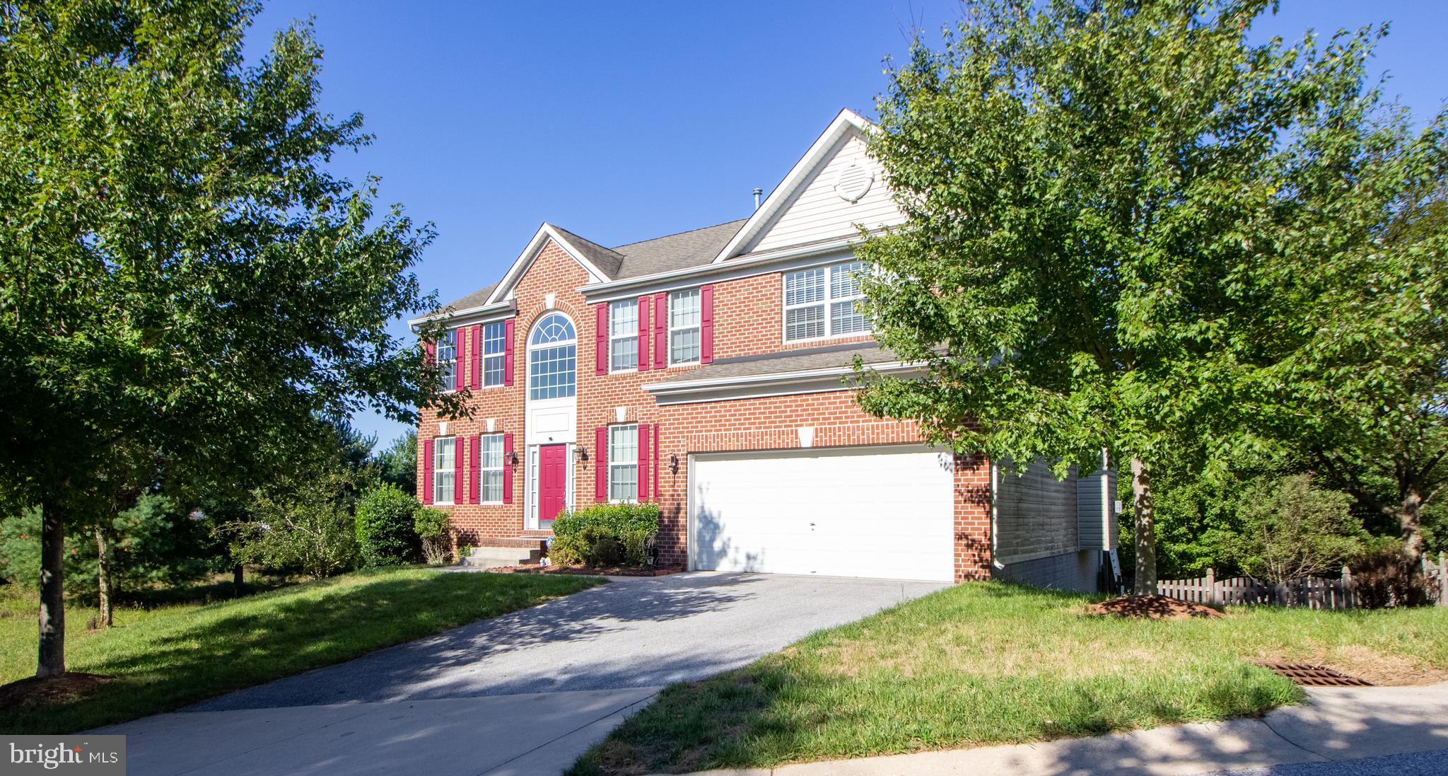 MILLERS MILL WOODS - Residential Lease