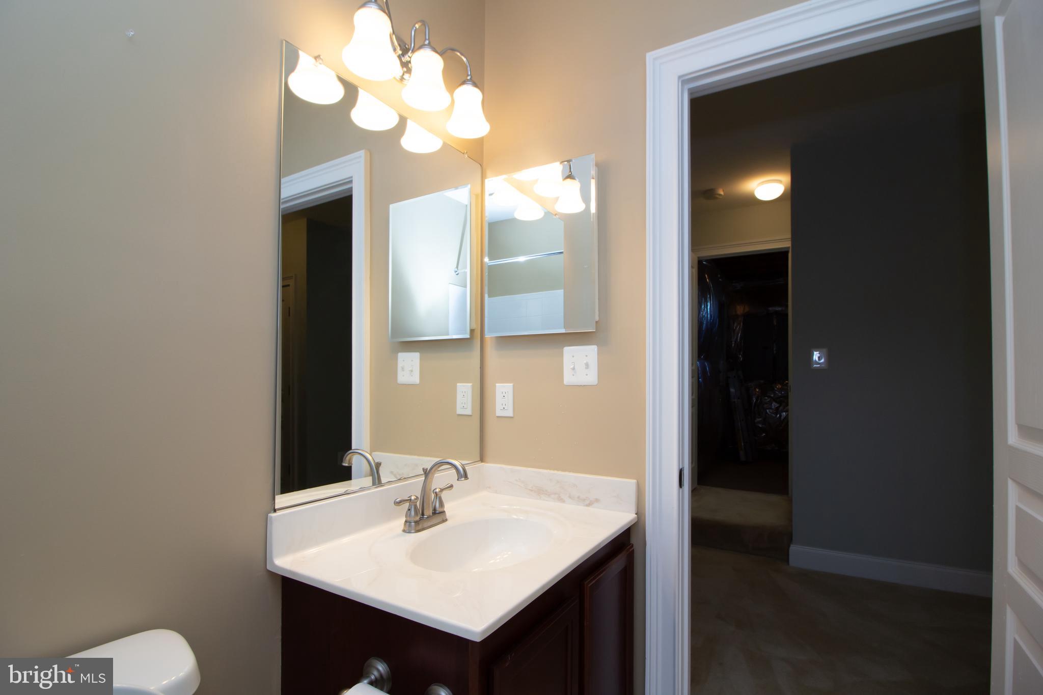 MILLERS MILL WOODS - Residential Lease