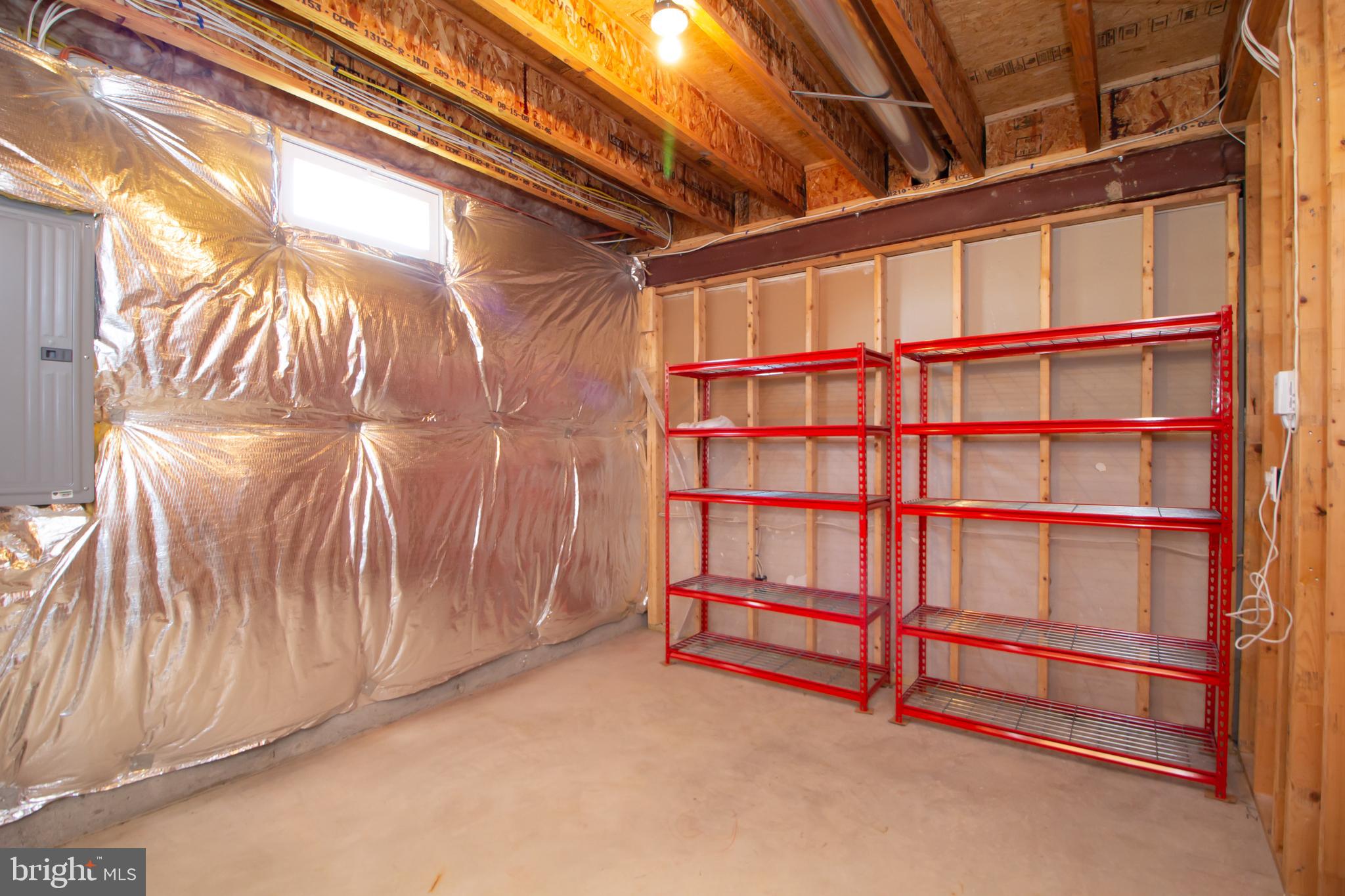 MILLERS MILL WOODS - Residential Lease