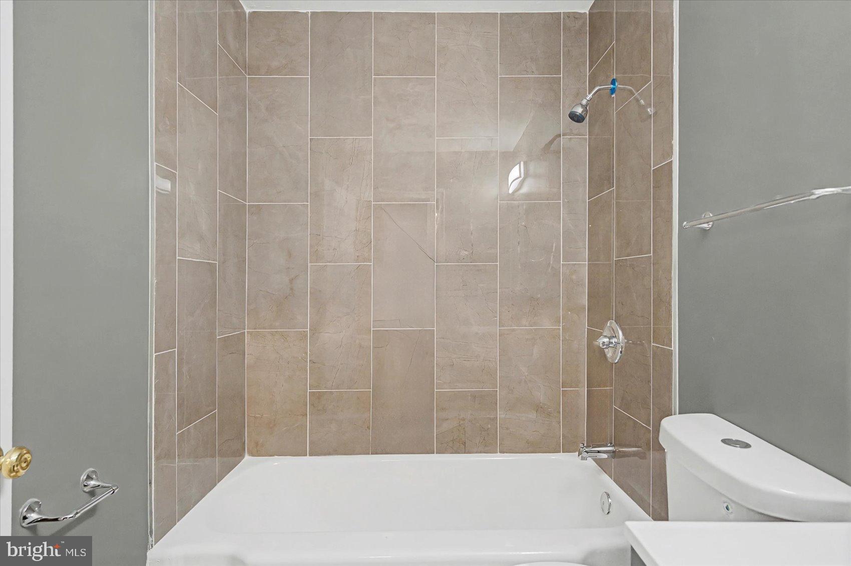 GRAY MANOR - Residential