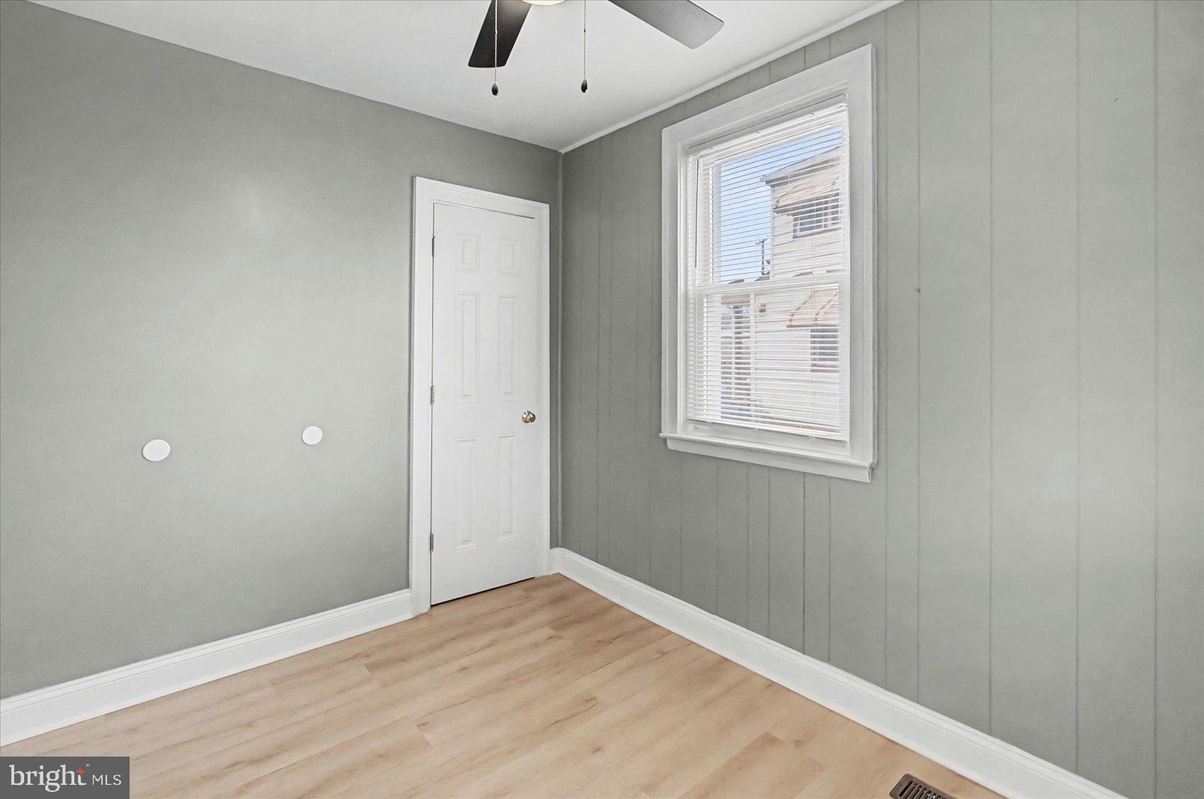 GRAY MANOR - Residential