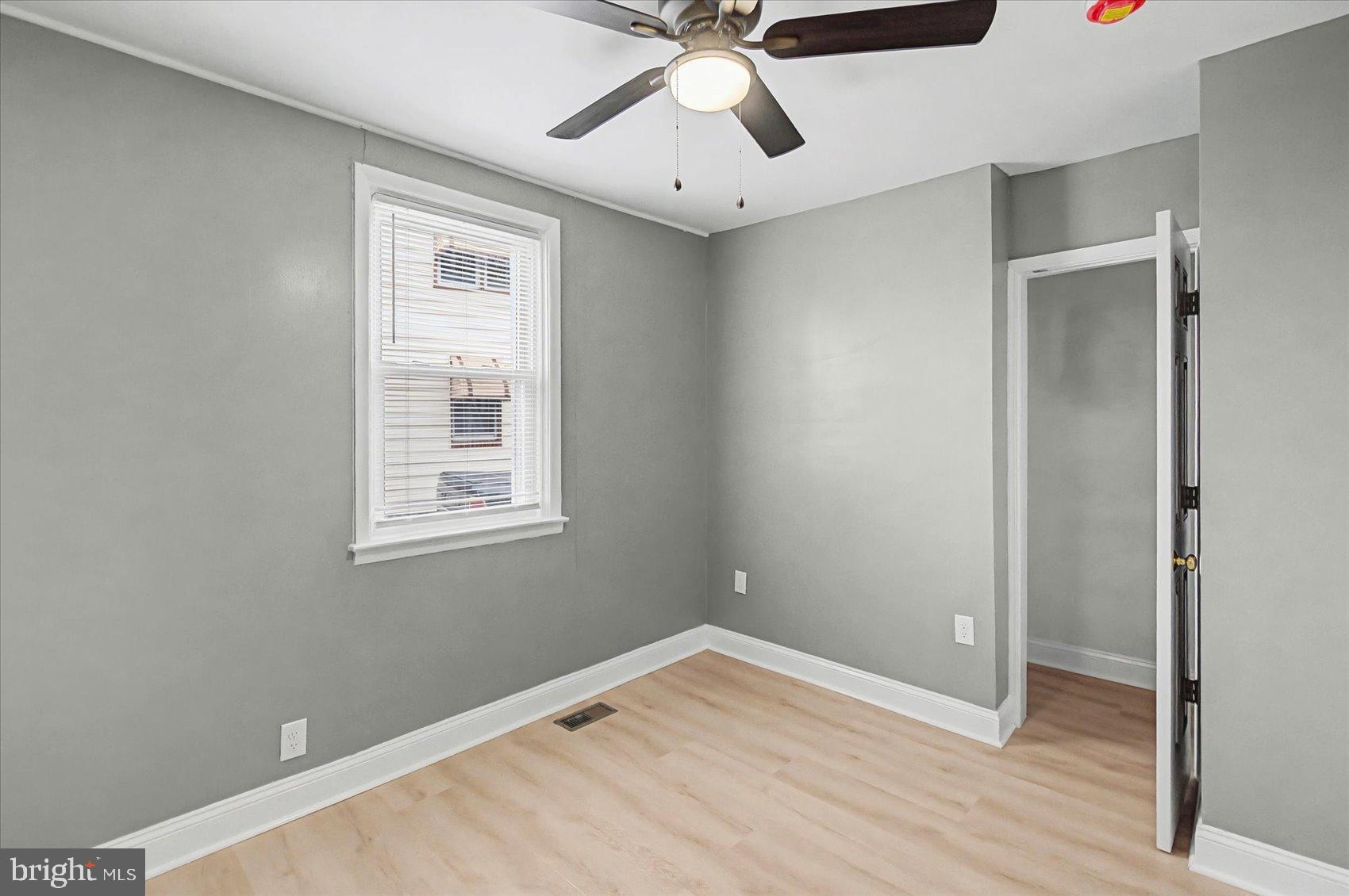 GRAY MANOR - Residential