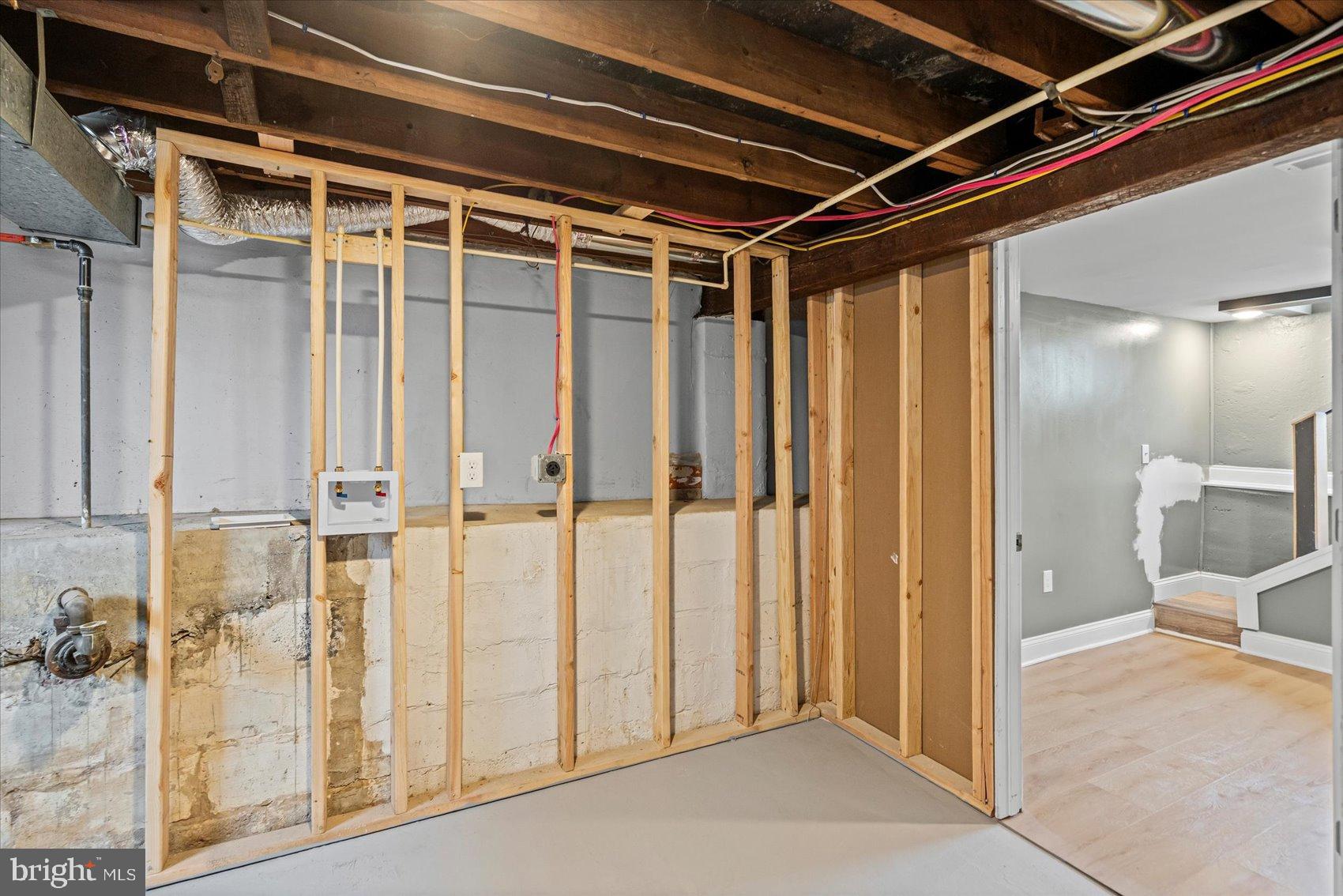 GRAY MANOR - Residential