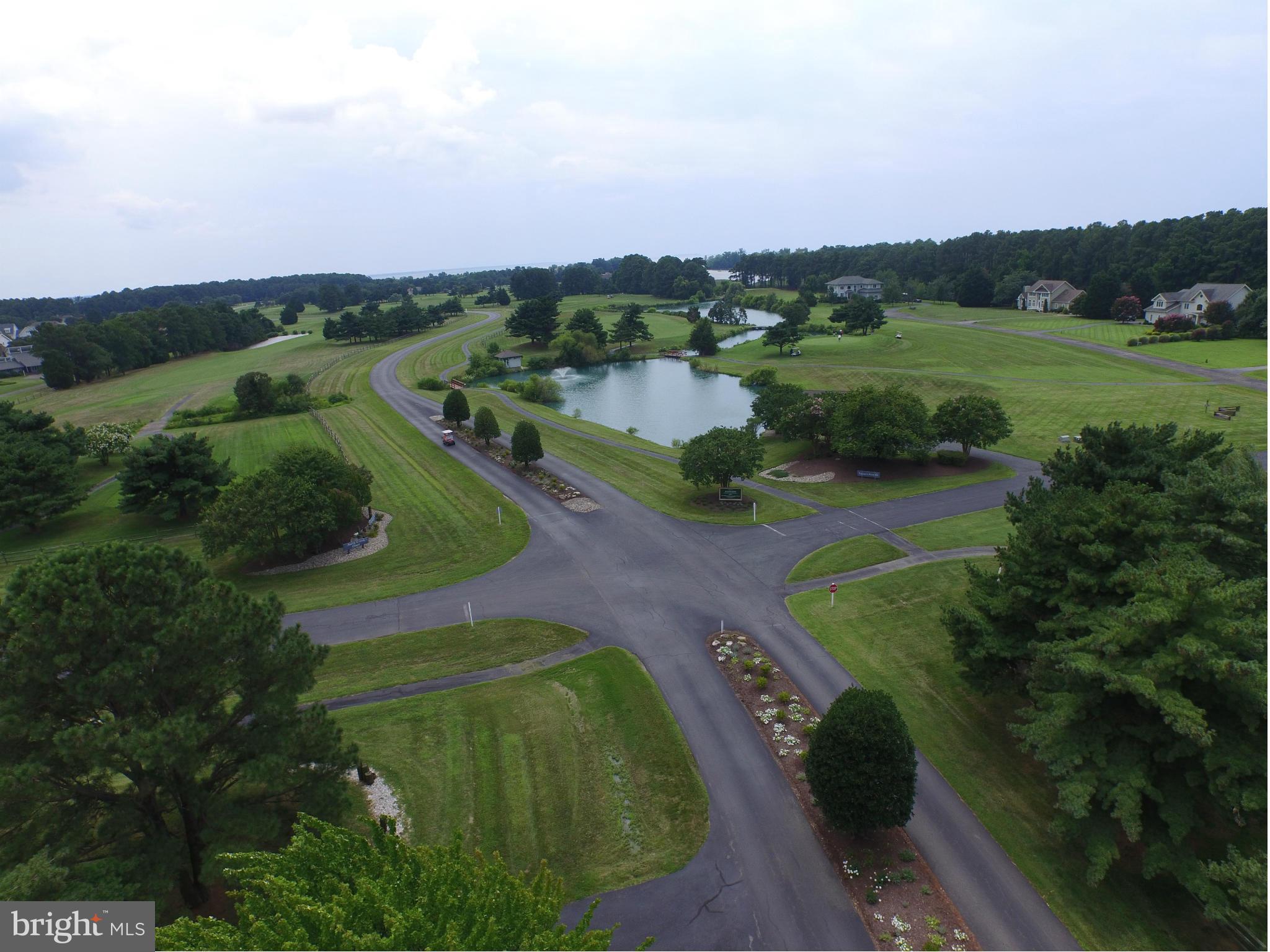 COVE CREEK CLUB - Residential