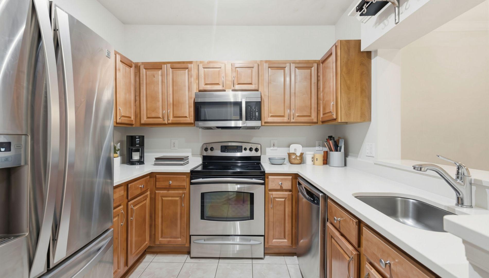 4551 STRUTFIELD LANE 4403