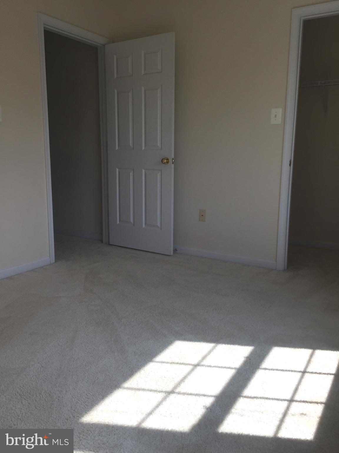 SEVEN OAKS - Residential Lease