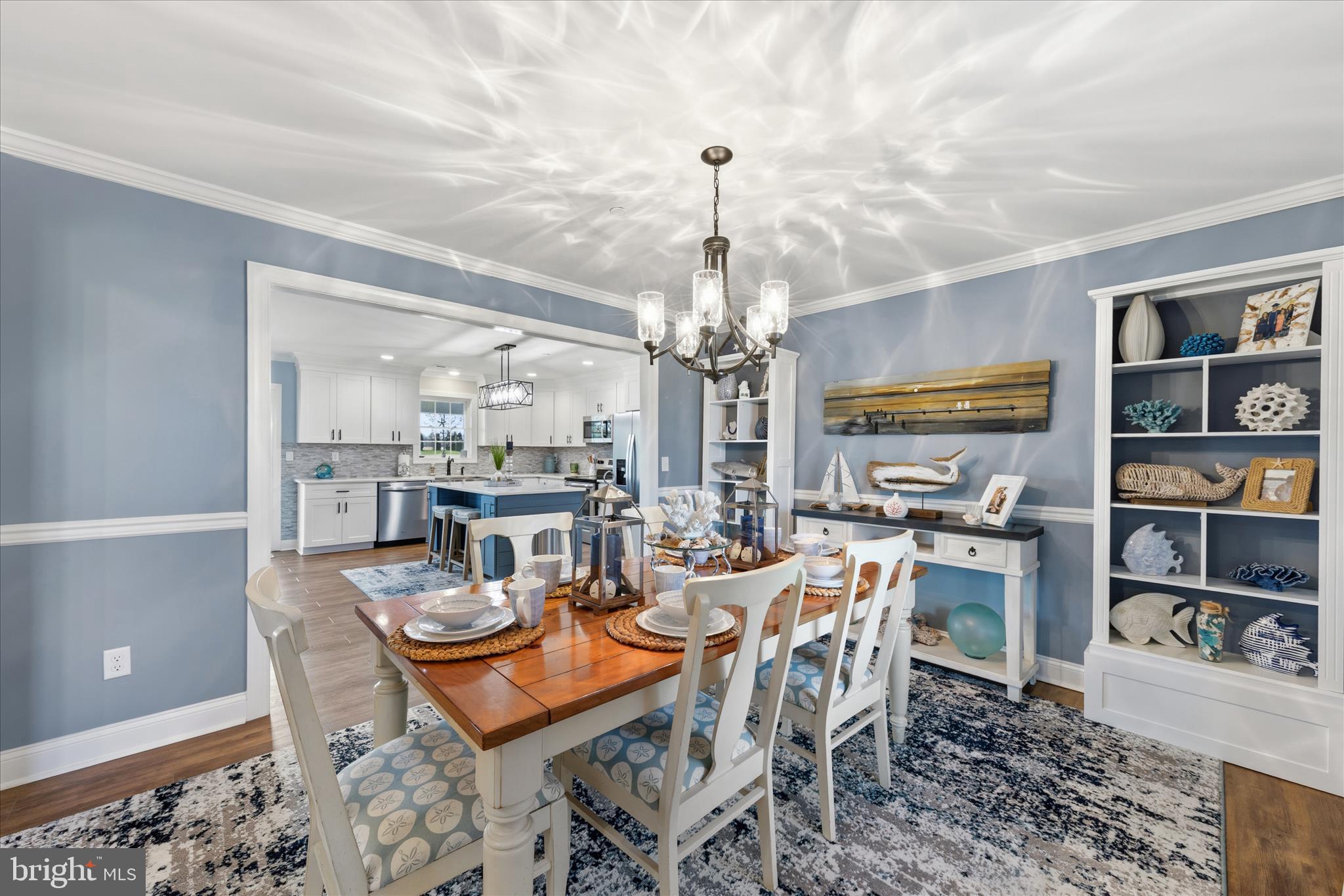 EAGLE MANOR - Residential