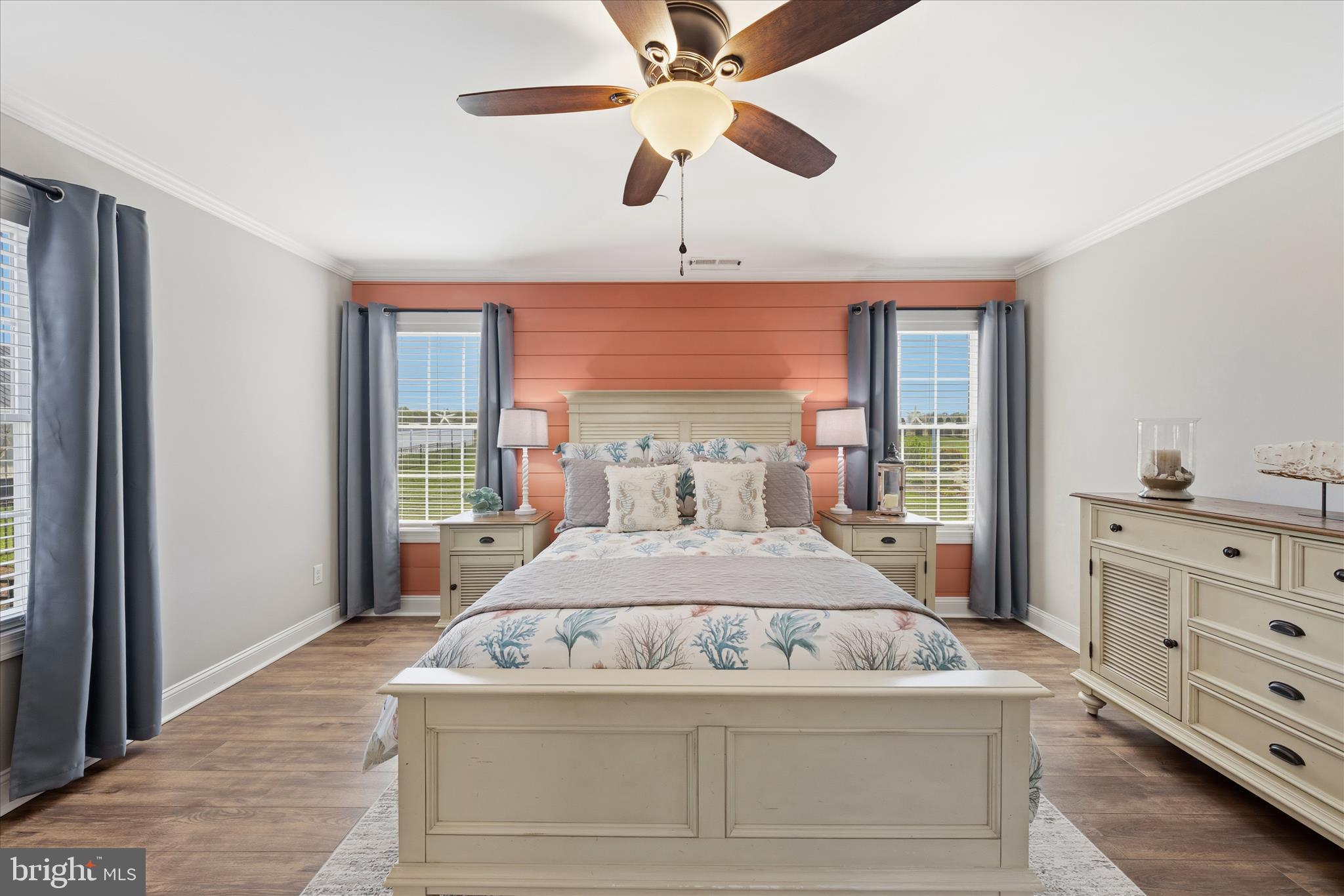 EAGLE MANOR - Residential