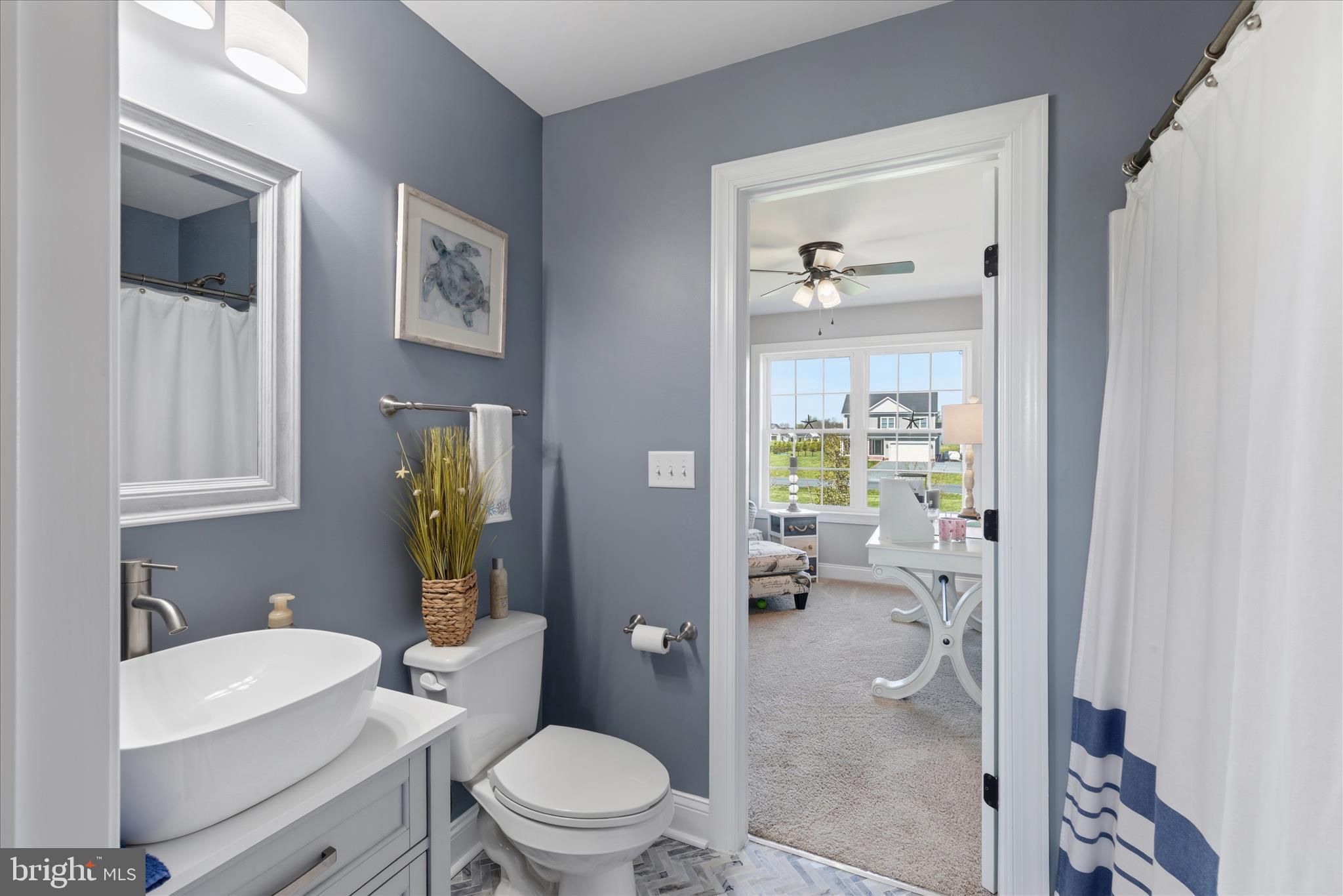 EAGLE MANOR - Residential