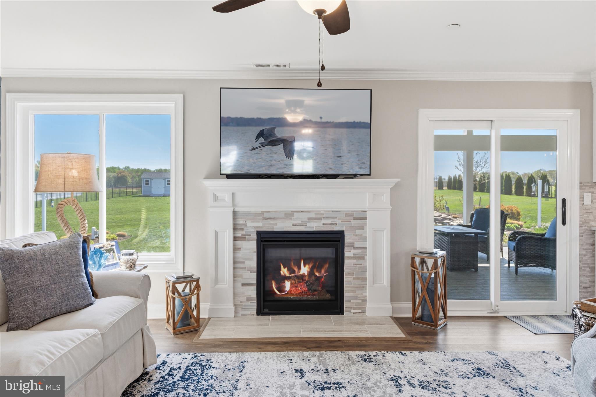 EAGLE MANOR - Residential