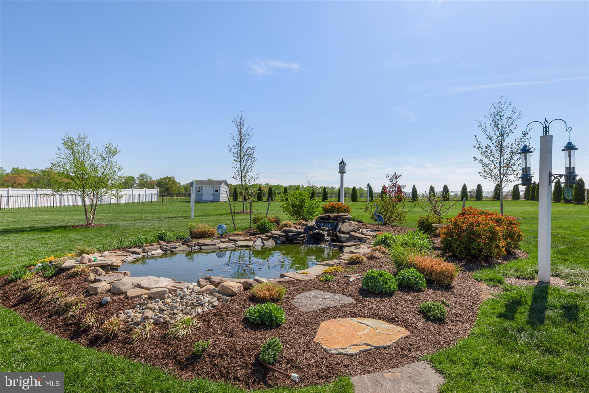 EAGLE MANOR - Residential