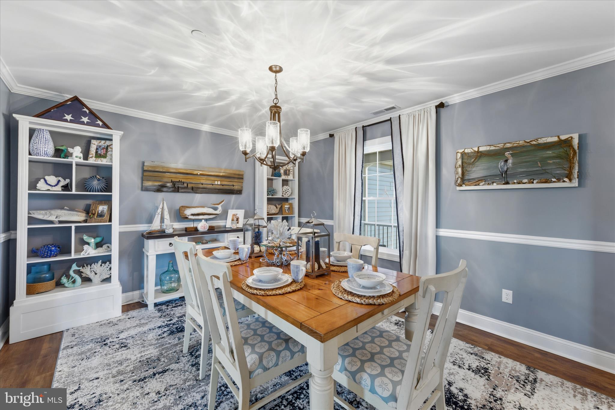 EAGLE MANOR - Residential