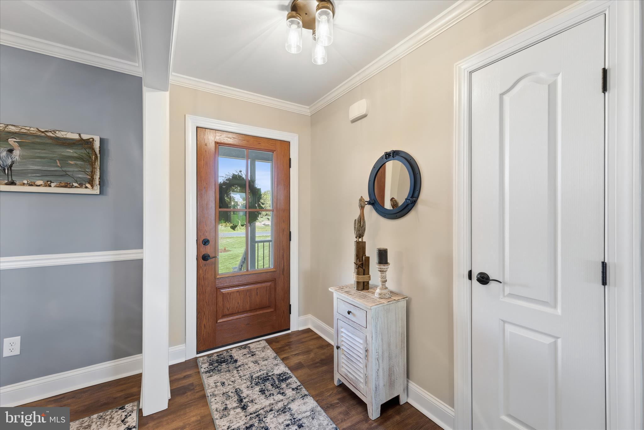 EAGLE MANOR - Residential