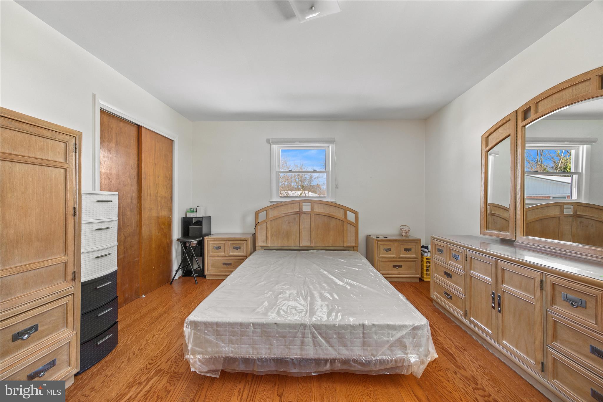 TANTALLON SQUARE - Residential