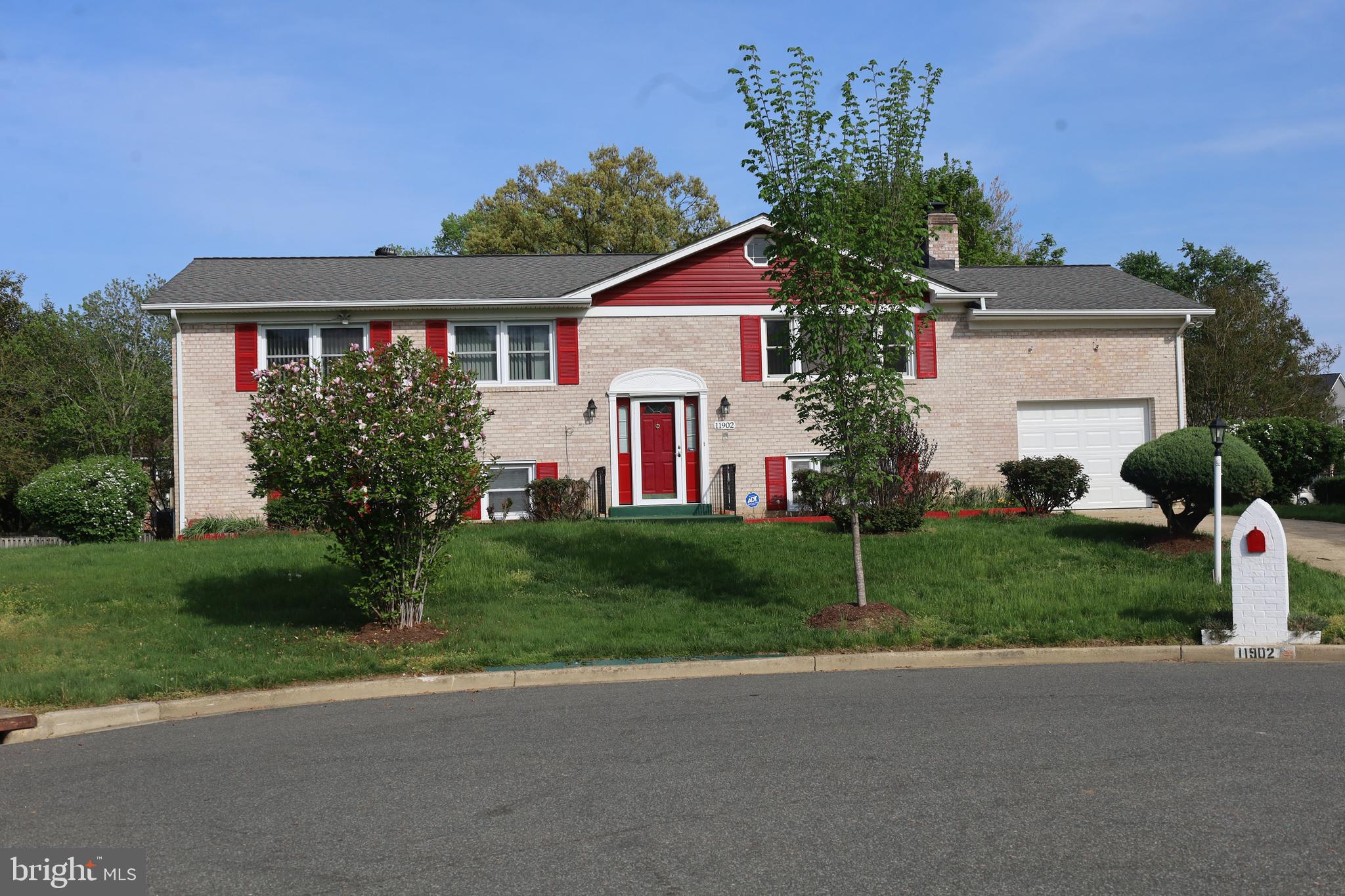 TANTALLON SQUARE - Residential