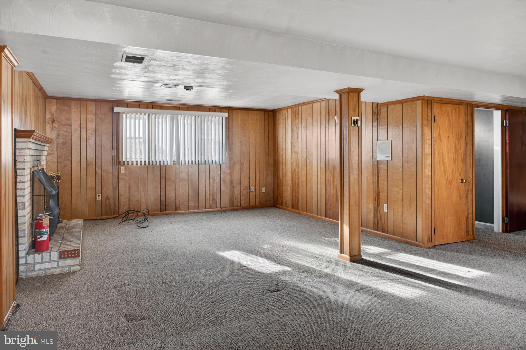 TANTALLON SQUARE - Residential