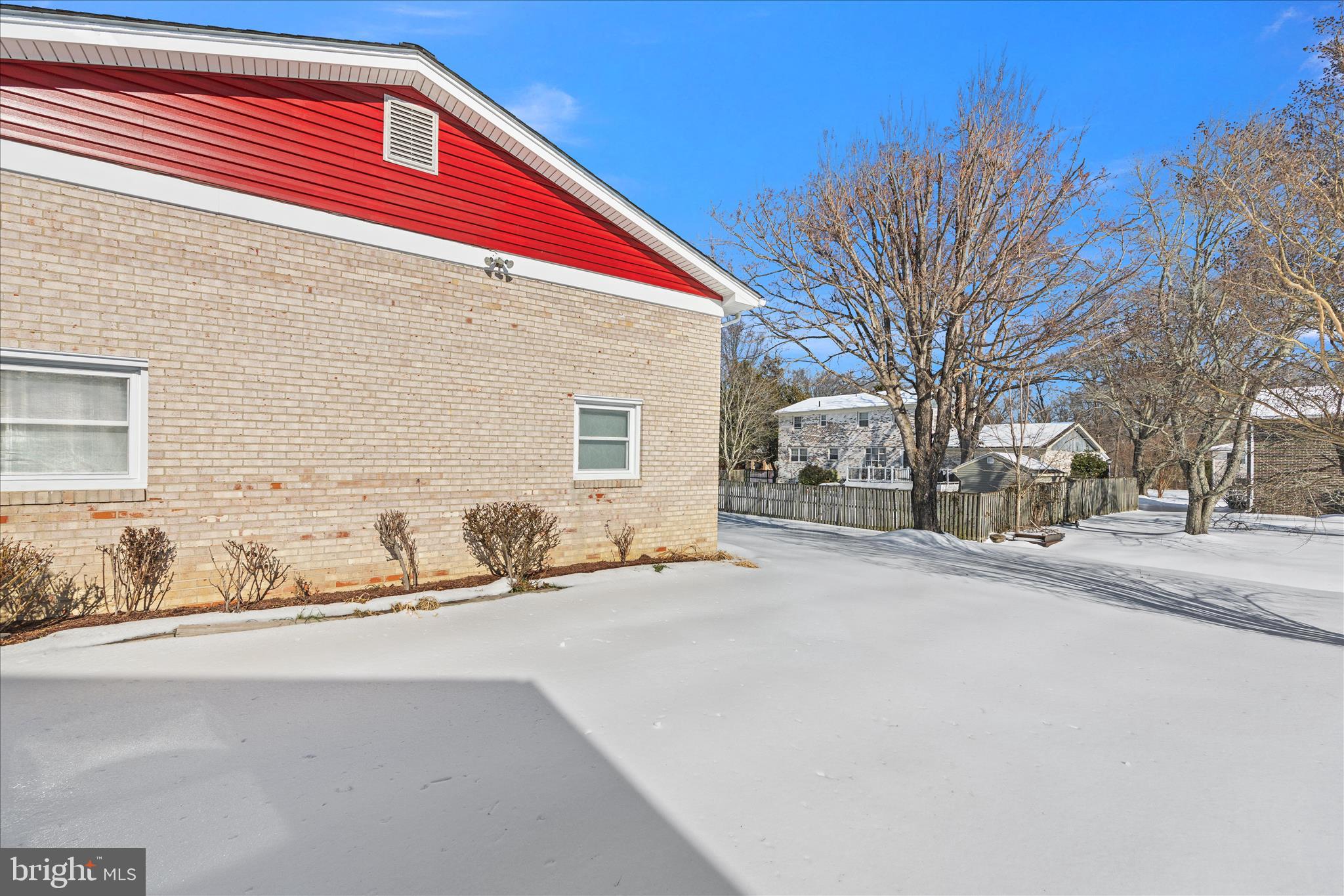 TANTALLON SQUARE - Residential