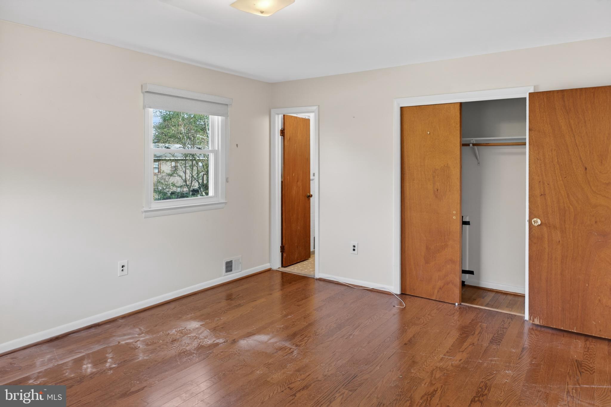 TANTALLON SQUARE - Residential