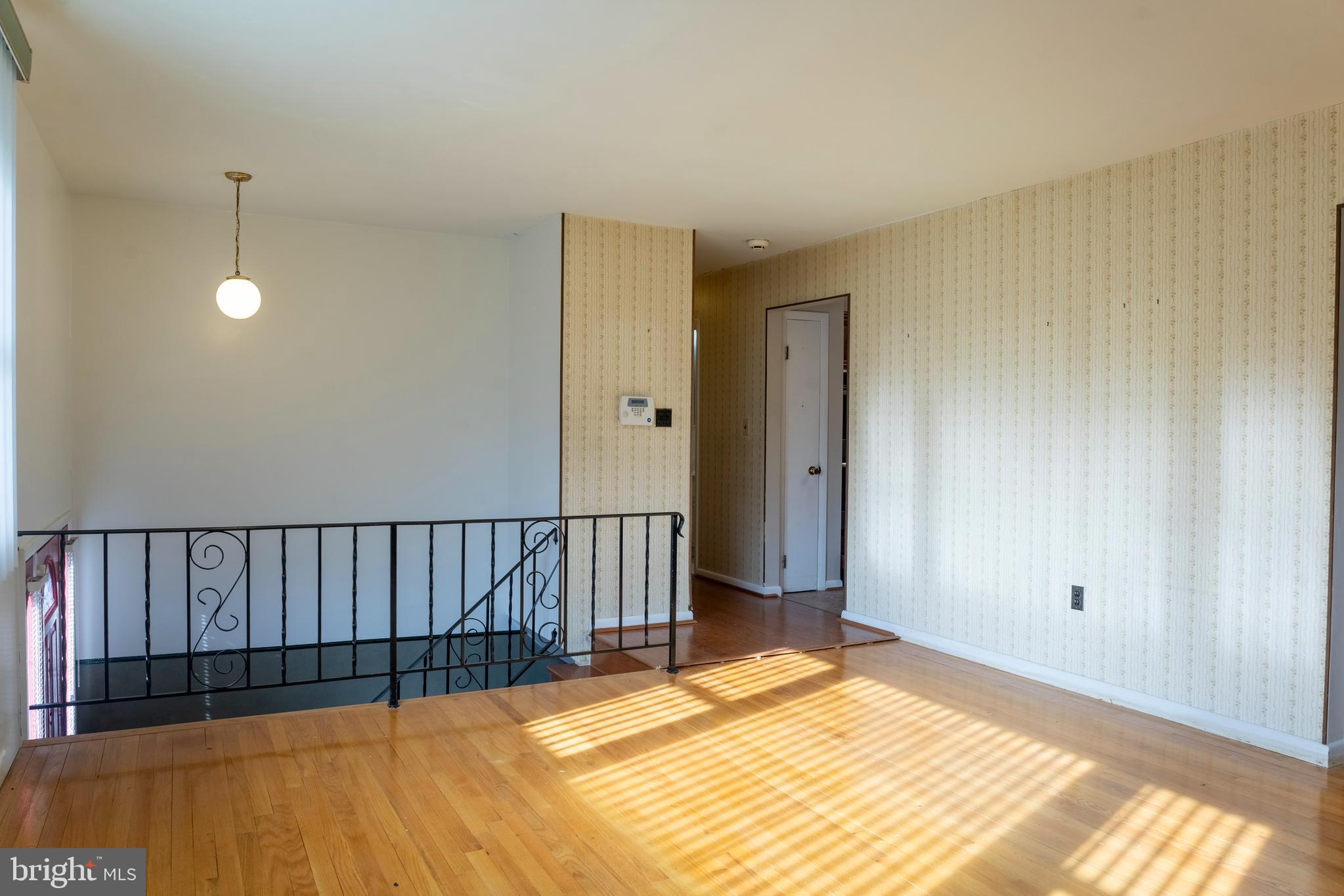 TANTALLON SQUARE - Residential