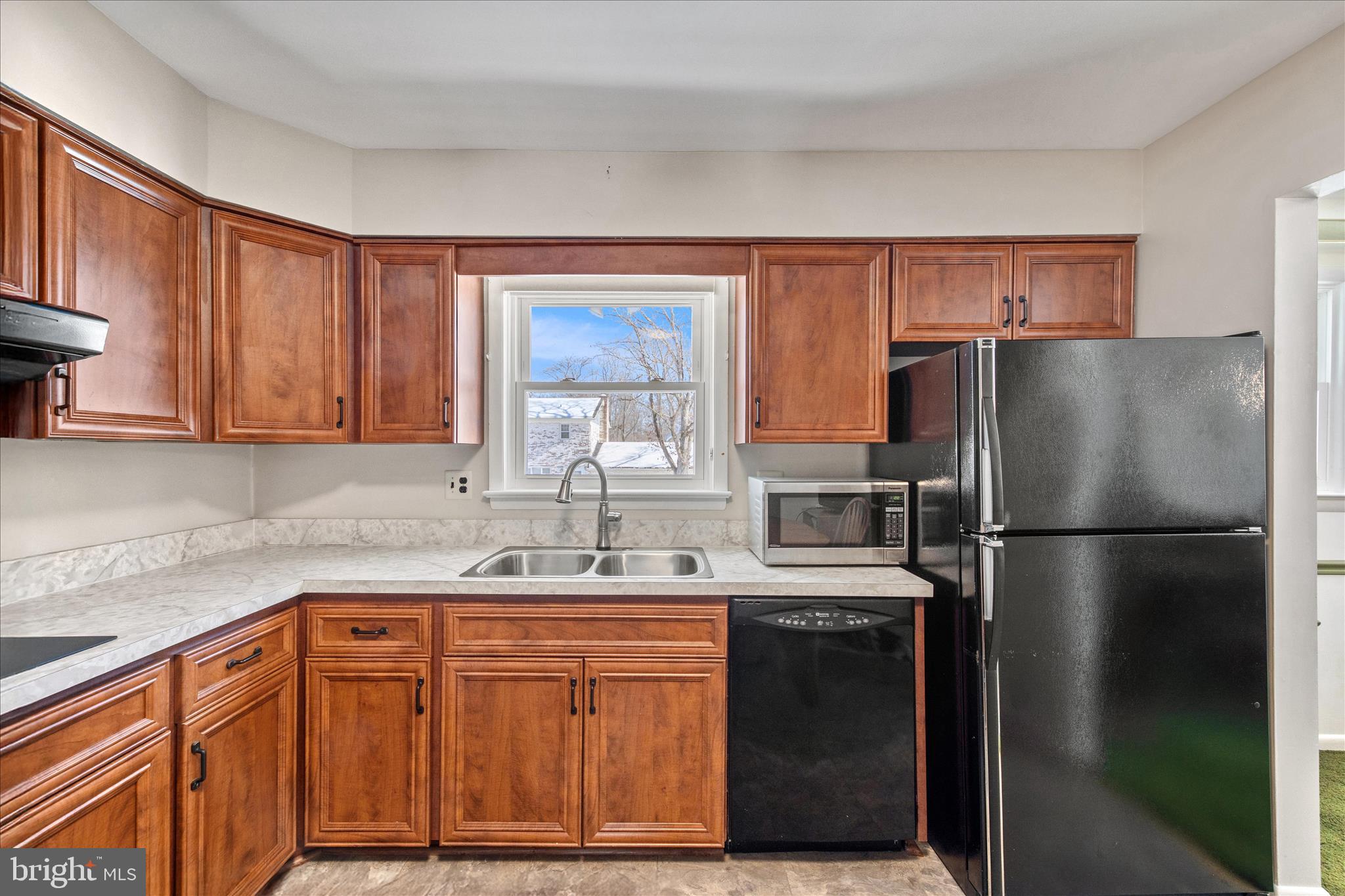 TANTALLON SQUARE - Residential