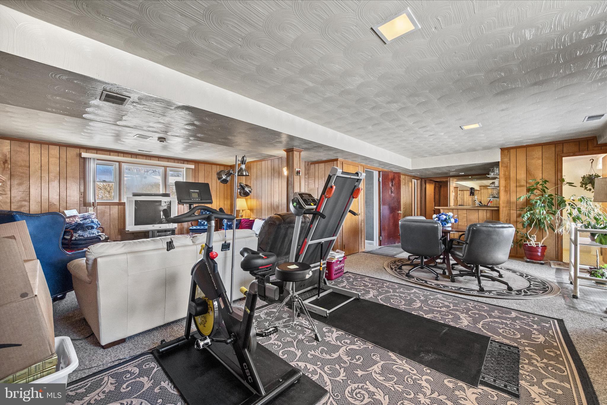 TANTALLON SQUARE - Residential