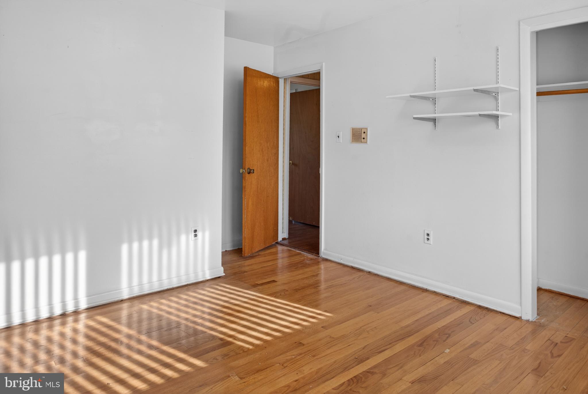 TANTALLON SQUARE - Residential